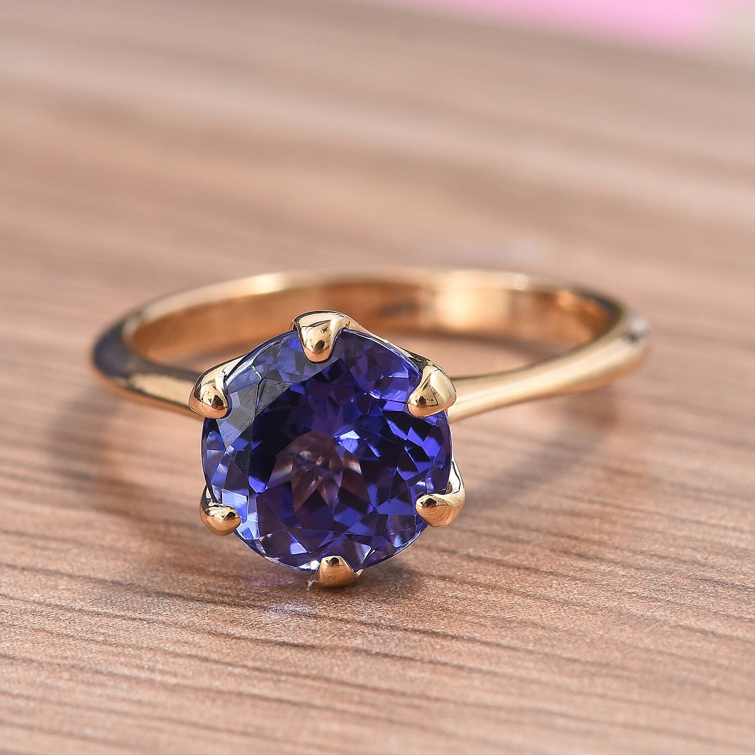 ILIANA 18K Yellow Gold AAA Tanzanite (Rnd) Solitaire Ring 2.25 Ct.
