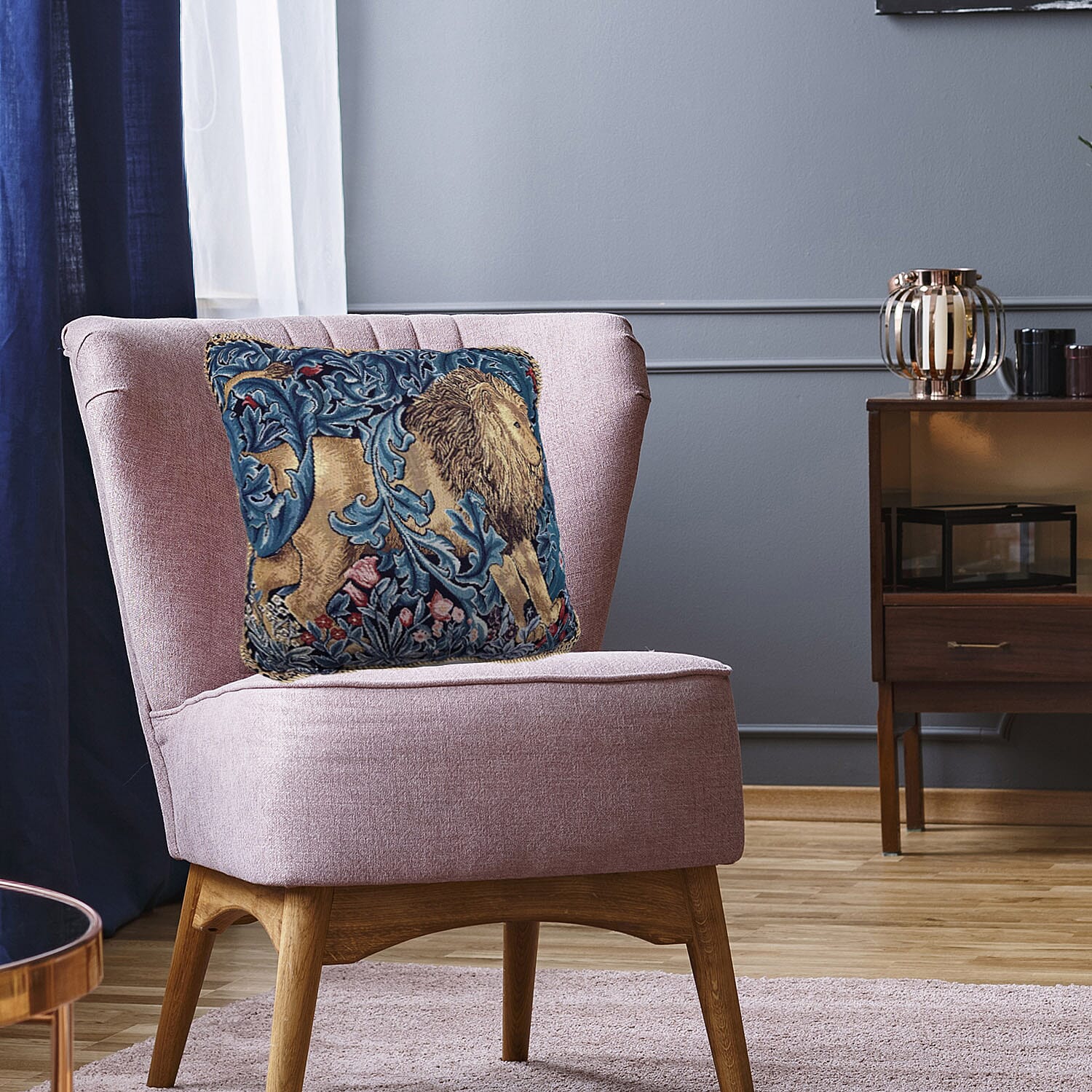 Signare Tapestry Art - Cushion Cover Inspired by William Morris The Lion (45x45cm)
