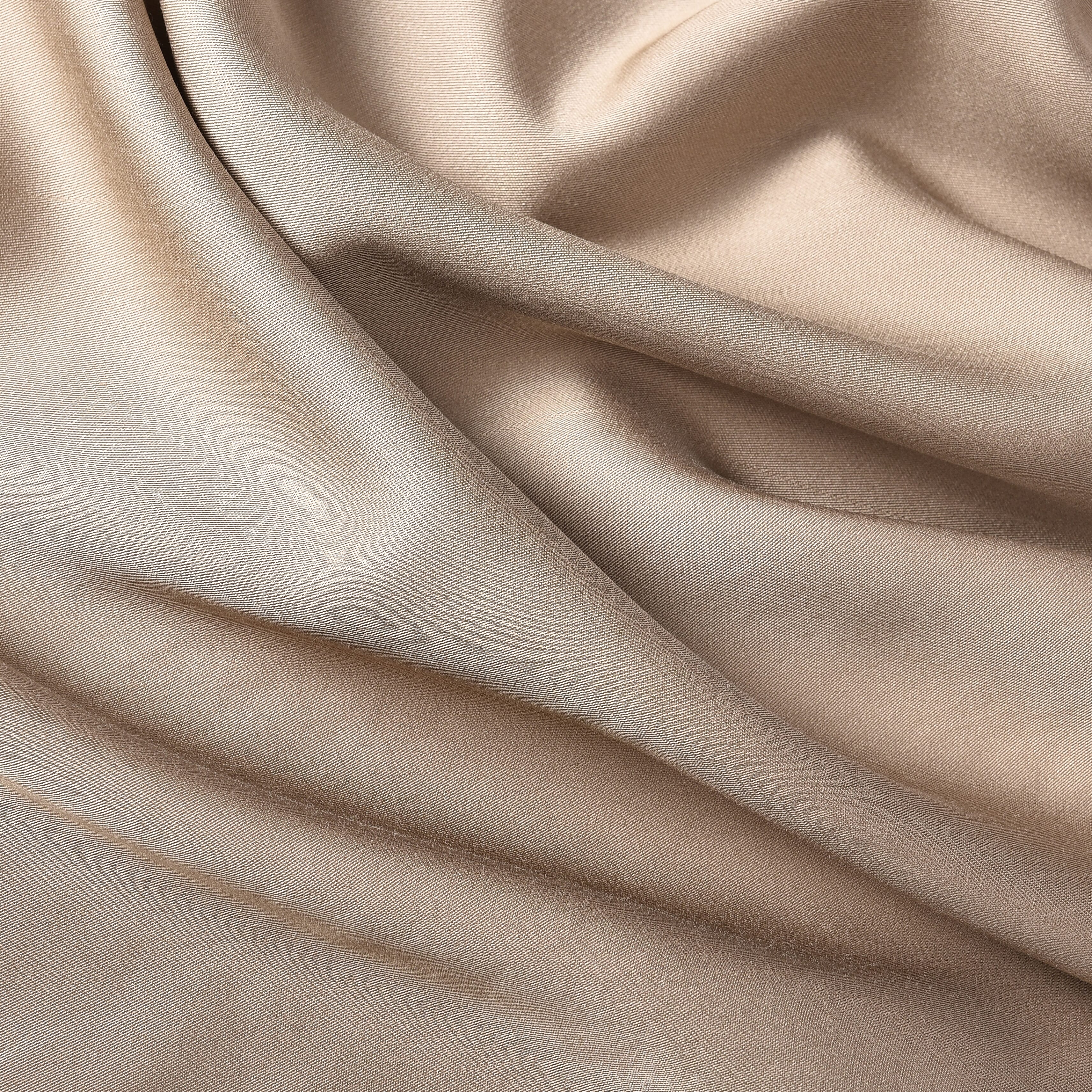 4 Piece Set - 100% Bamboo 1 Flat Sheet (275x265 Cm), 1 Fitted sheet (150x200+30 Cm), and 2 Pillowcases (50x75 Cm) Sand King - 300 Thread Count