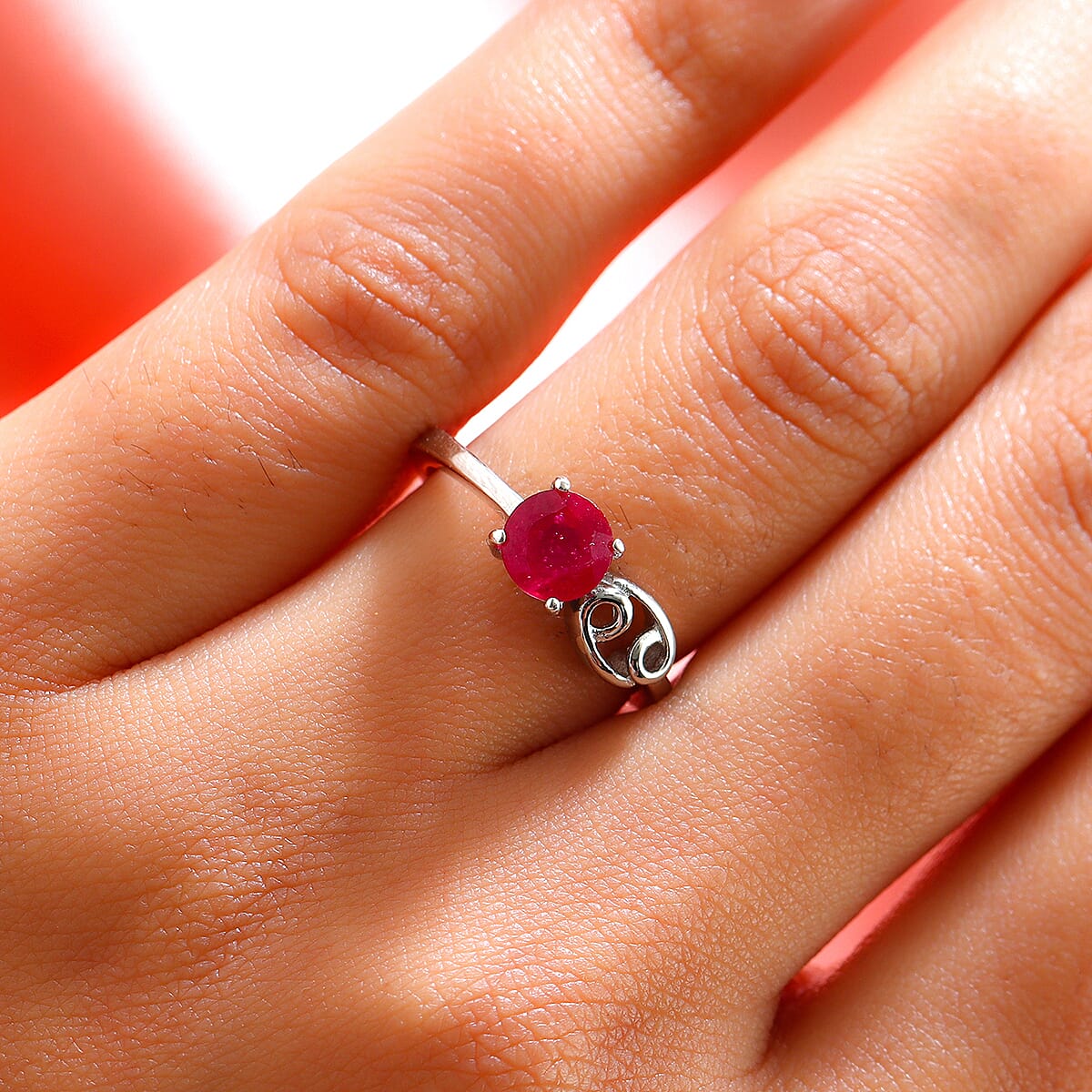 African Ruby (FF) Ring in Platinum Overlay Sterling Silver.