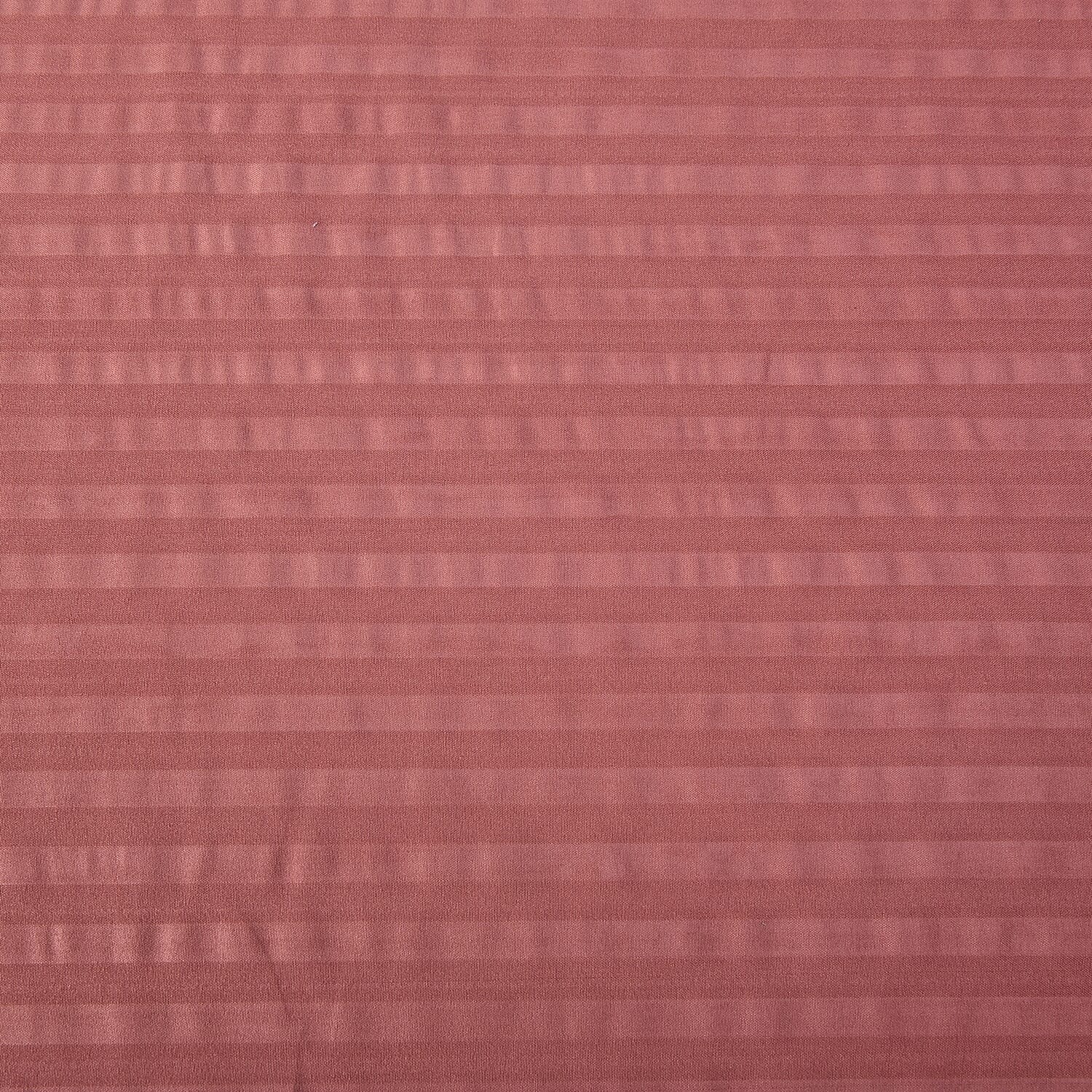 7 Piece Bedding Set including 1 Duvet with Duvet Cover (135x200cm), 2 Pillows with Pillow Covers (50x70cm), 1 Fitted Bedsheet (90x190+30cm) - Brick Red (Single)