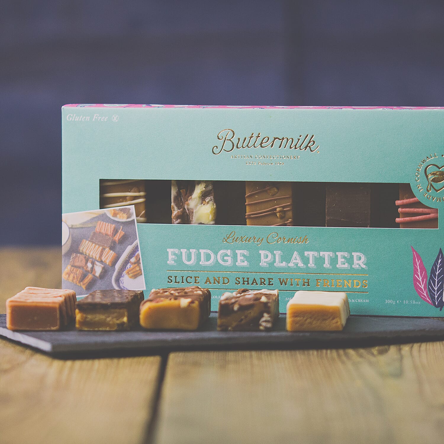 Buttermilk 1 x 300g Slice and Share Pudding Fudge Platter