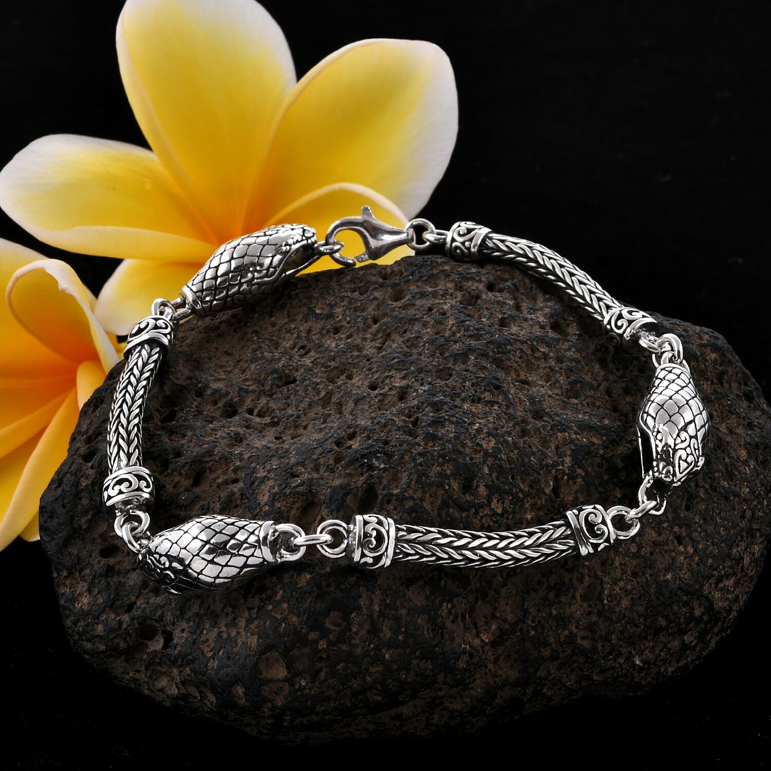 Royal Bali Collection - Sterling Silver Snake Head Tulang Naga Bracelet (Size 7.5), Silver wt 22.00 Gms