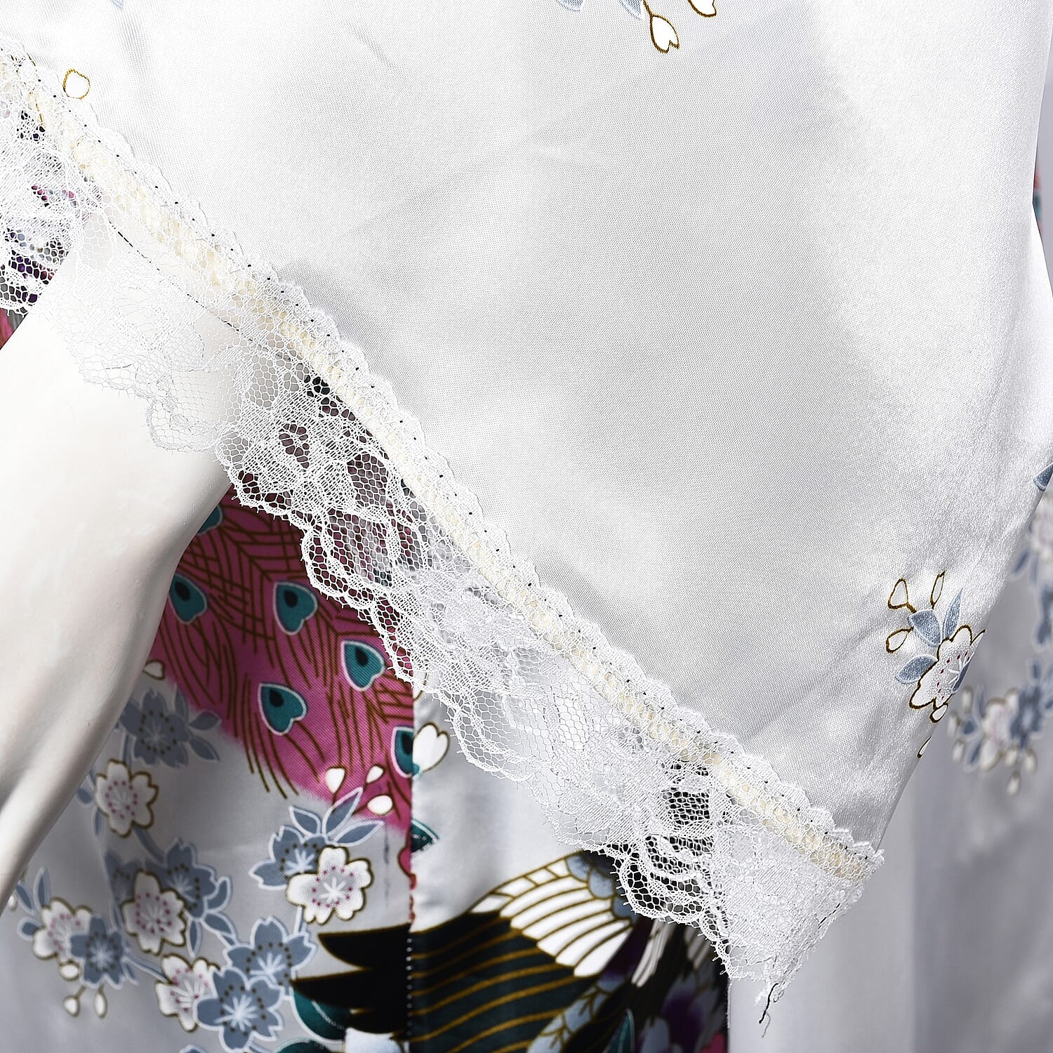 White and Multi Colour Kimono with Peacock and Peony Pattern (Size 65x100 Cm)