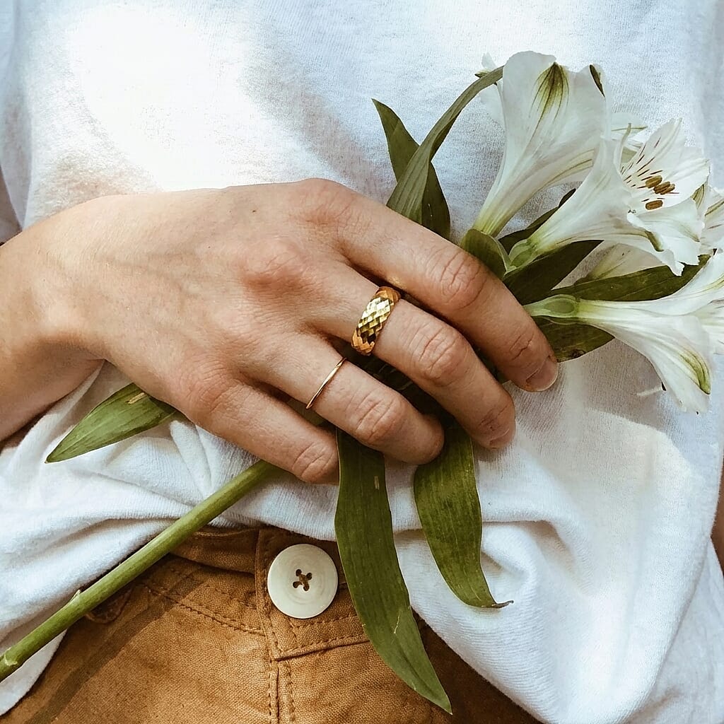 Maestro Collection - 9K Yellow Gold Diamond Cut Band Ring (Width 6.90m Thickness 0.20mm).