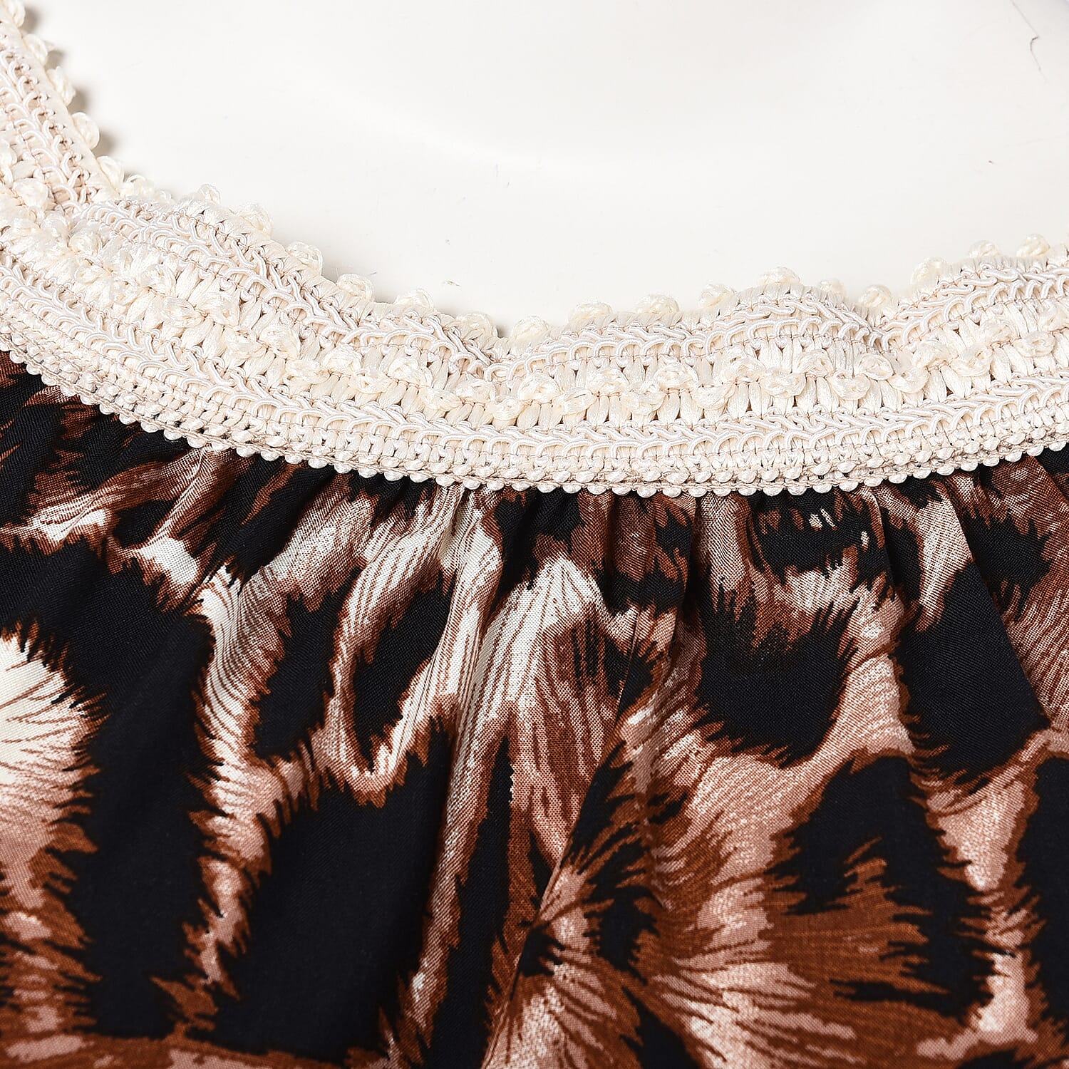 Leopard Pattern Apparel with Lace Collar (One Size Fits All; 77x67 Cm) - Brown and White