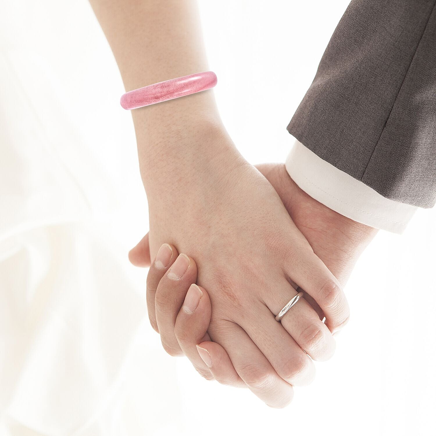 Super Auction- AAA Natural Strawberry Quartz Bangle (Size 7.25) 262.00 Ct.