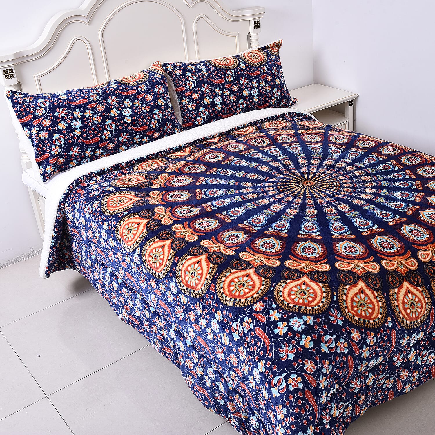 Set of 3 - Microflannel Mandala Printed Comforter in King Size with Sherpa Lining with 2 Sherpa Pillowcases - Navy, Orange and Multi Colour (230x250 Cm)