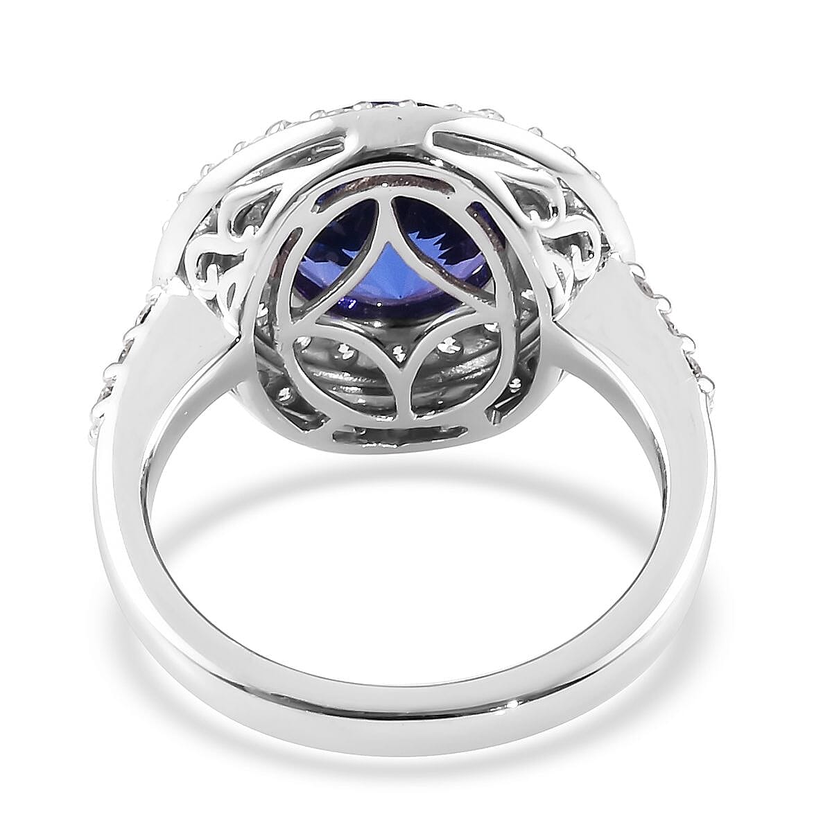 ILIANA 18K White Gold AAAA Tanzanite and Diamond (VS-E-F) Ring 4.50 Ct, Gold wt 7.63 Gms