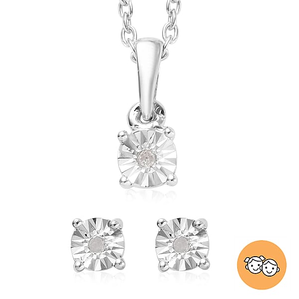 2 Piece Set for Kids Diamond Pendant with 20 Inch Chain and Earrings in