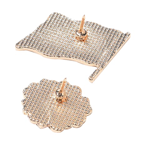 2 Piece Set Union Jack and Flower Enamelled Brooch in Yellow Gold Tone