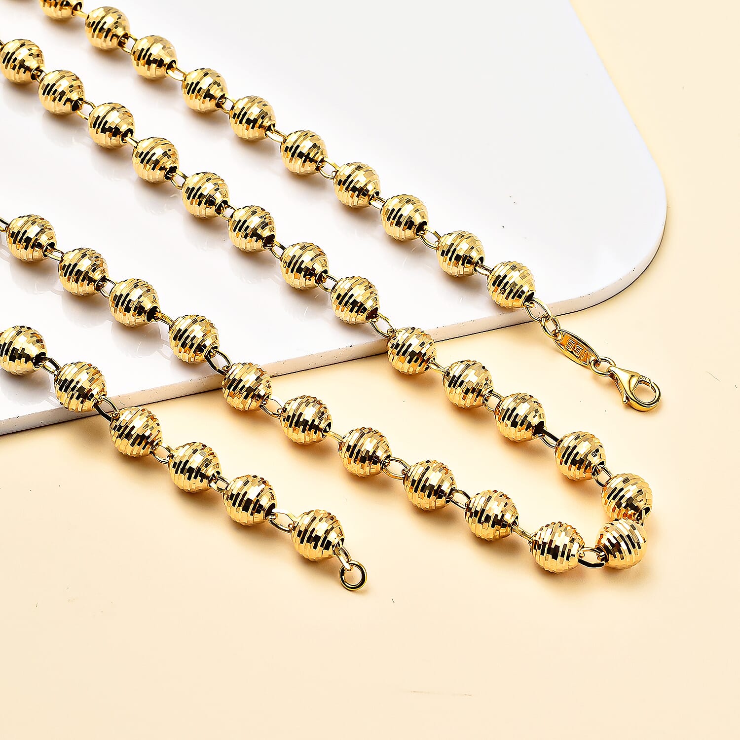 Hatton Garden Close Out Deal- 9K Yellow Gold Diamond Cut Ball Bead Necklace (Size 22) with Lobster Clasp, Gold Wt 15.60 Gms