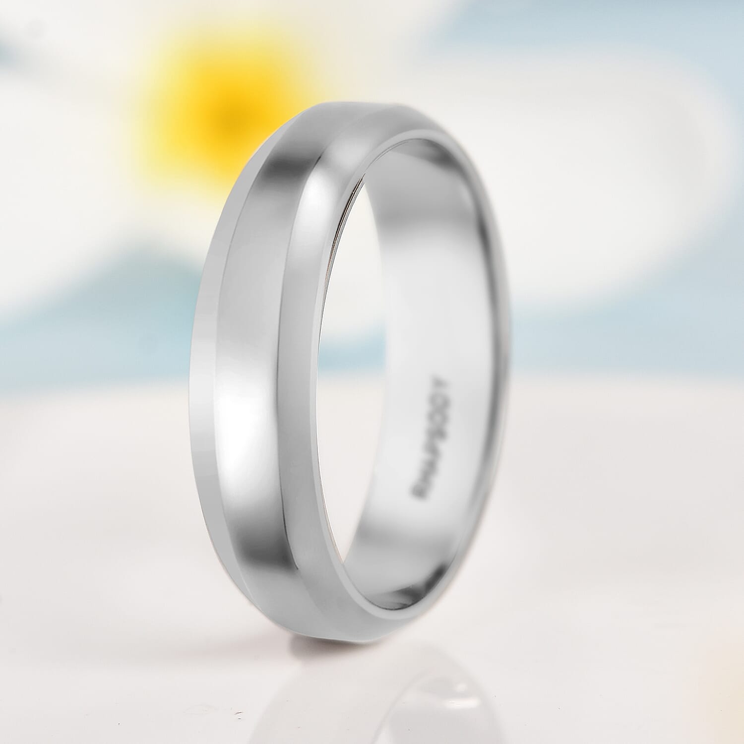 950 Platinum Band Ring, Platinum wt 5.60 Gms