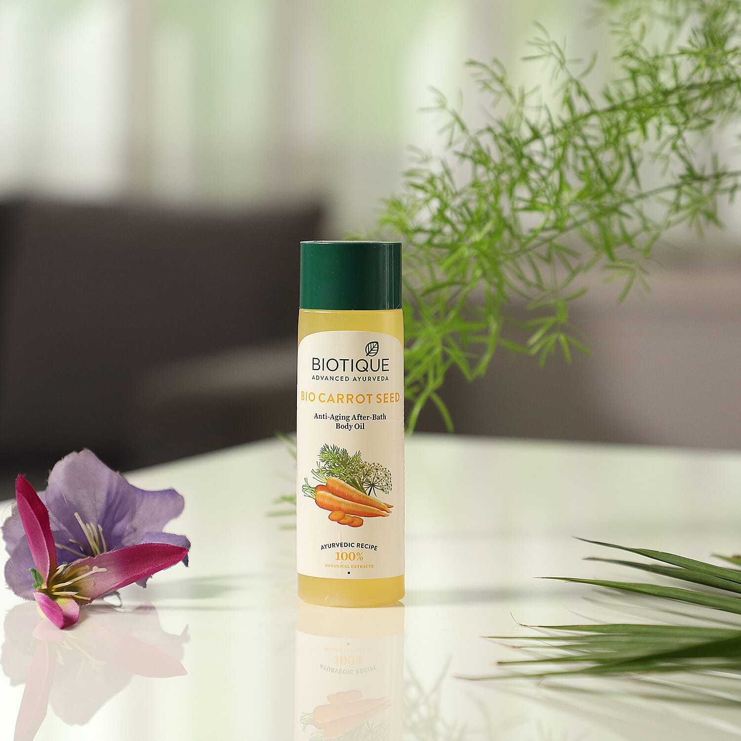 Biotique Carrot Seed Anti-Aging After-Bath Body Oil. Quantity: 120ml