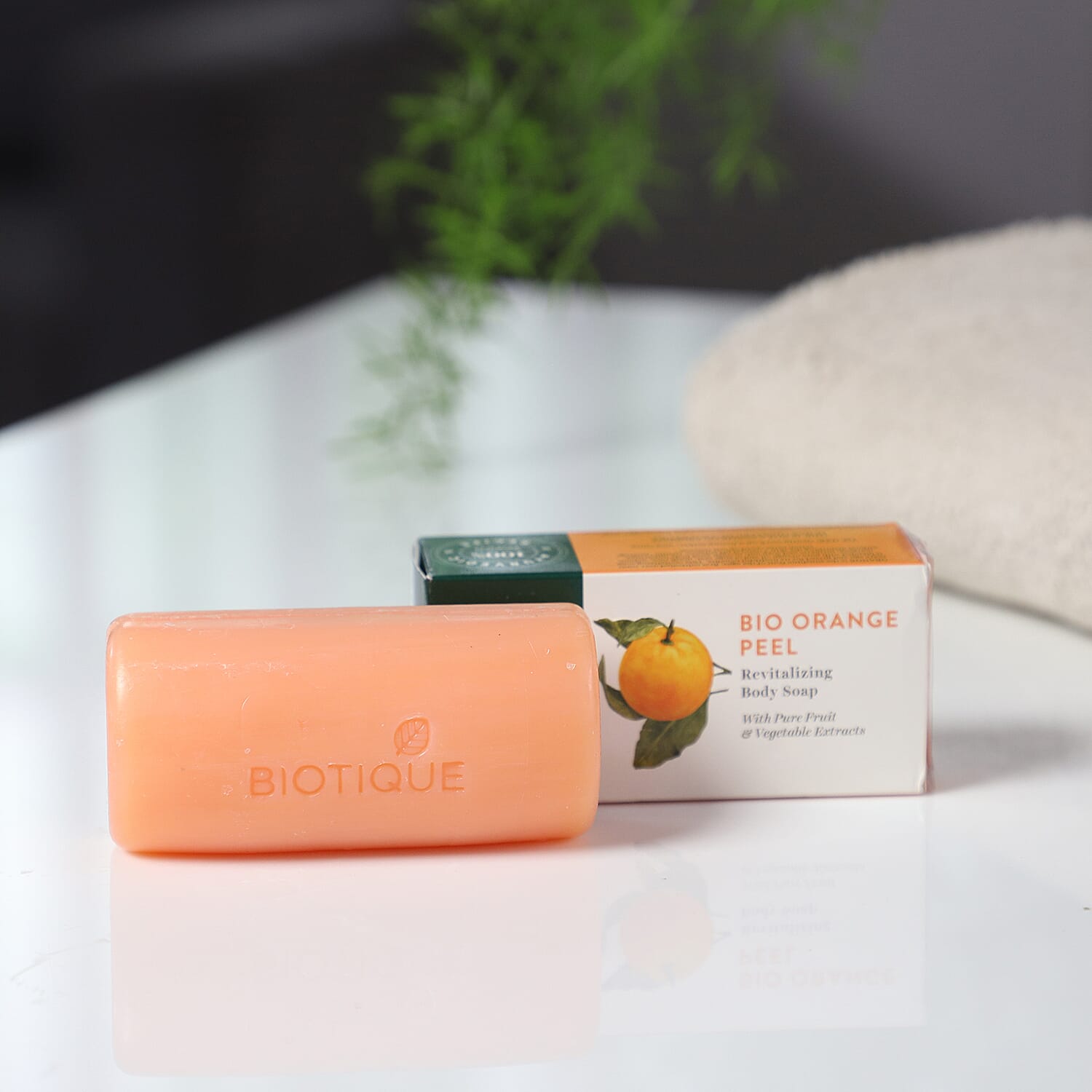 Biotique Bio Orange Peel Revitalising Body Soap