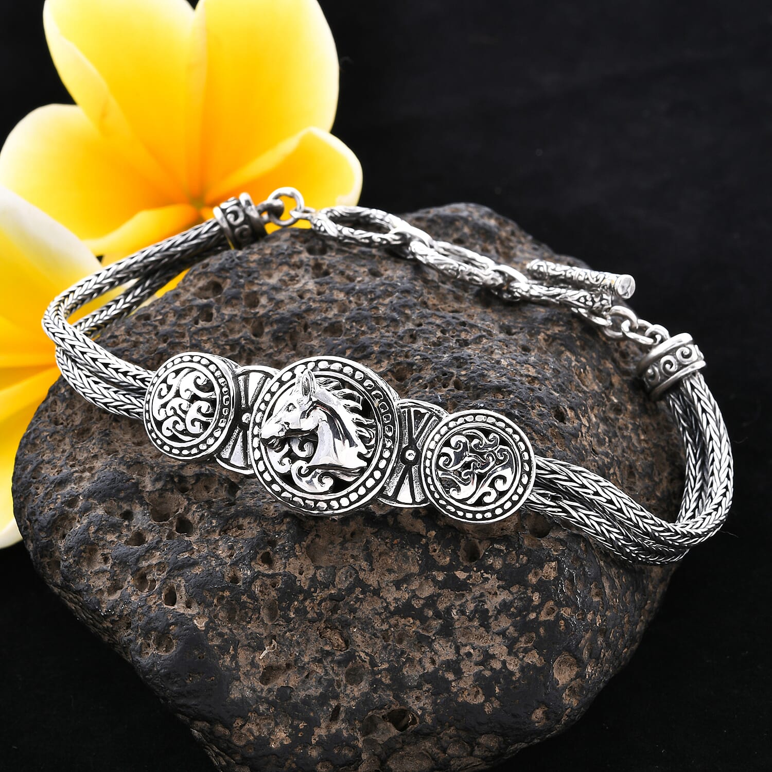 Royal Bali Collection - Sterling Silver Horse Tulang Naga Bracelet (Size 7.5 with Extender), Silver wt 20.10 Gms