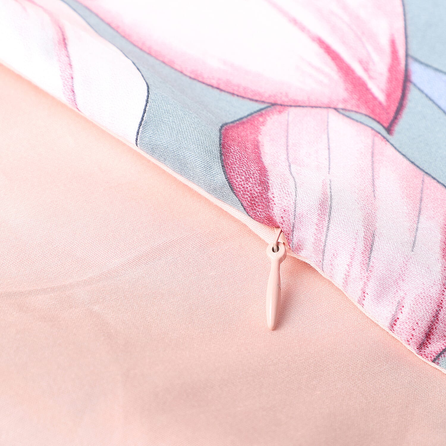 4 Piece Set - Mulberry Silk Quilt with Cotton Printed Cover (200x200cm), 2 Pillow Cases (50x70+5cm) and Cushion Cover (40x40cm) - Teal