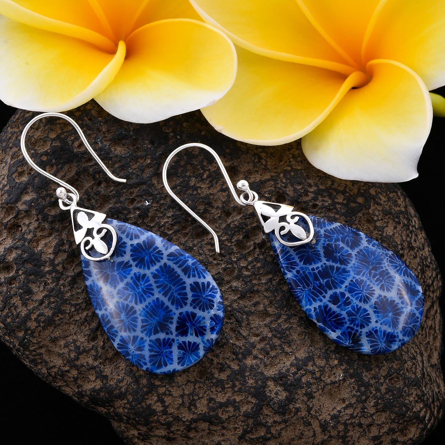 Royal Bali Collection Blue Sponge Coral Drop Solitaire Earrings in Sterling Silver