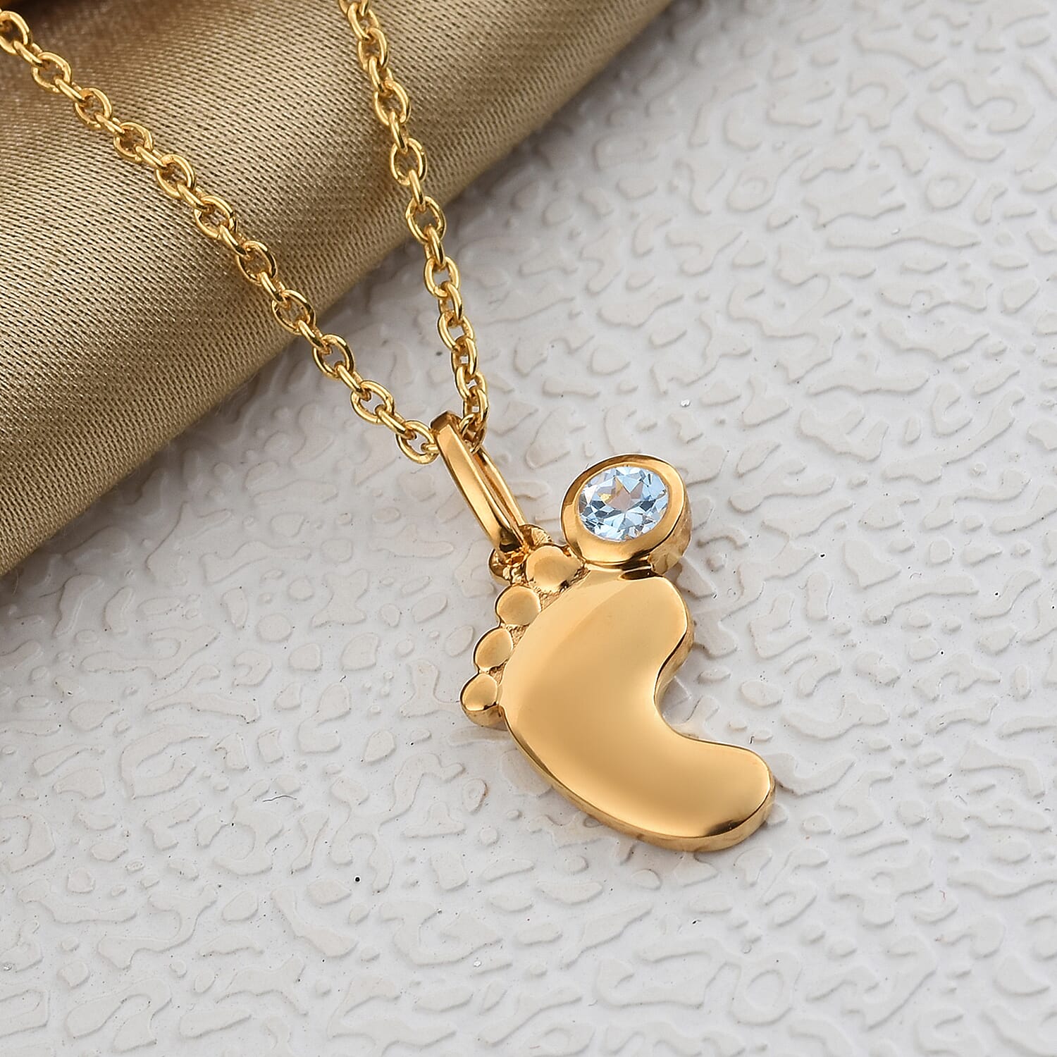 Aquamarine Pendant with Chain (Size 18 With 2 Inch Extender)  In Gold Overlay Sterling Silver