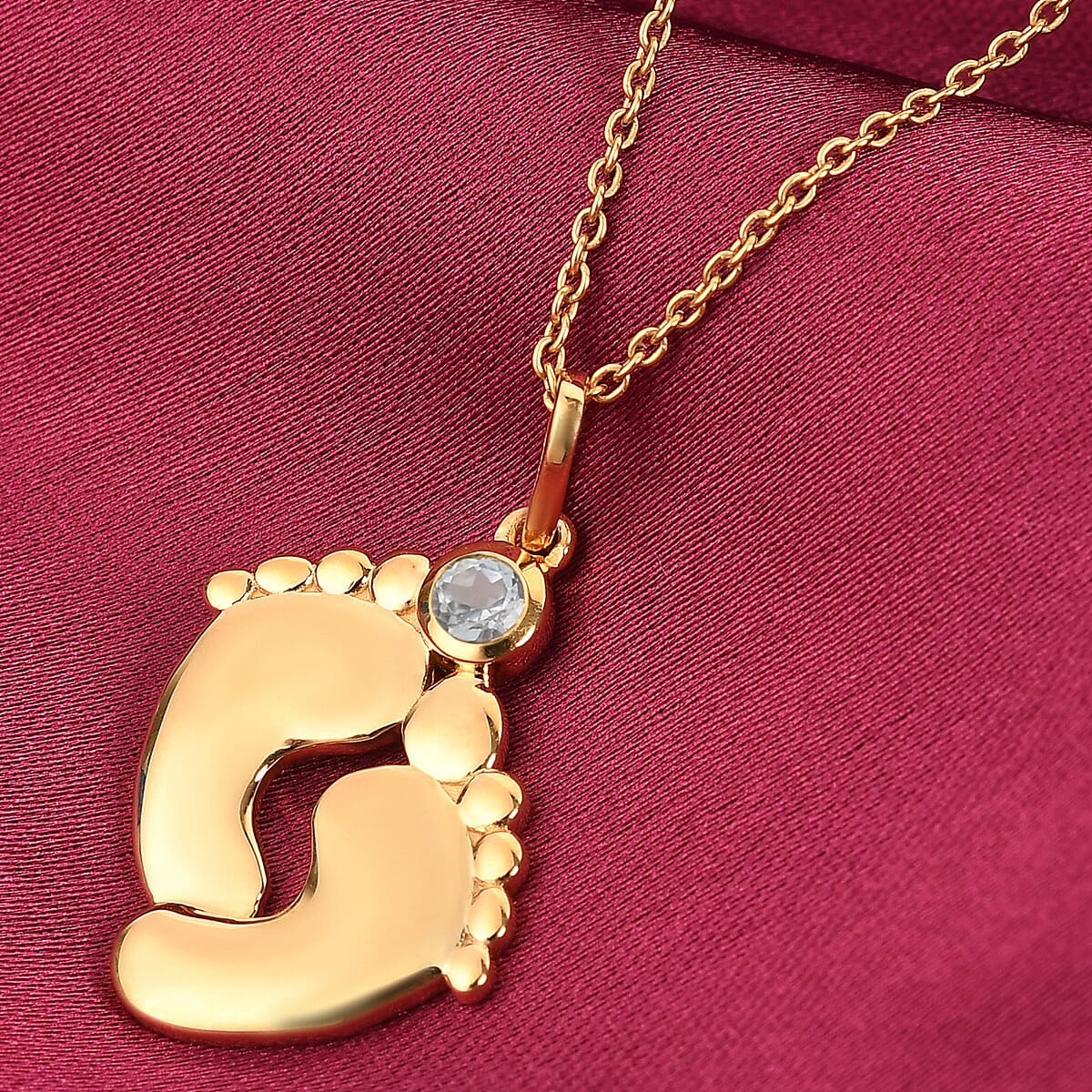 Brazilian Aquamarine Pendant With Chain (Size 16 With 2 Inch Extender) in 14K Gold Overlay Sterling Silver, Silver Wt. 5.30 Gms