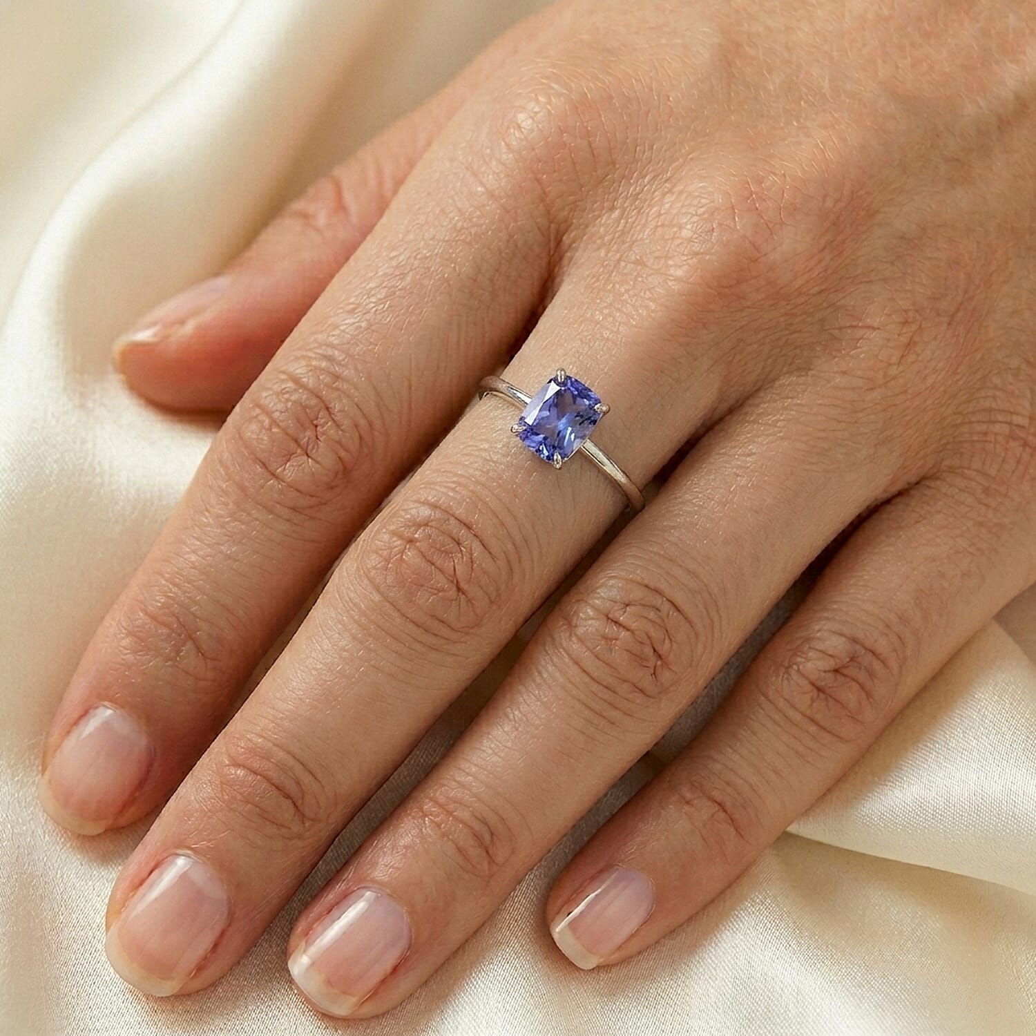 Royal Bali Collection - D'Joy Premium Tanzanite Solitaire Ring in Platinum Overlay Sterling Silver