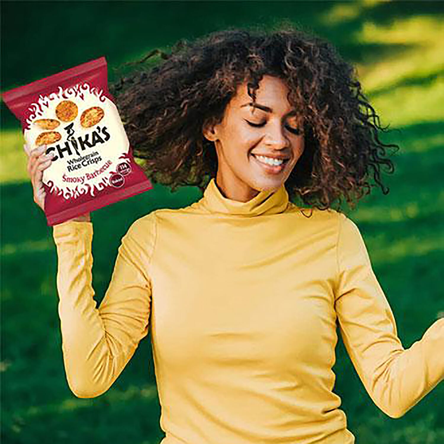 CHIKAS Rice Crisps 16 Pack (4 x Packets Smoky BBQ Rice Crisps, 4 x Packets Red Roast Pepper, 4 x Packets Salt & Vinegar, 4 x Packets Ready Salted), 16 x 25g
