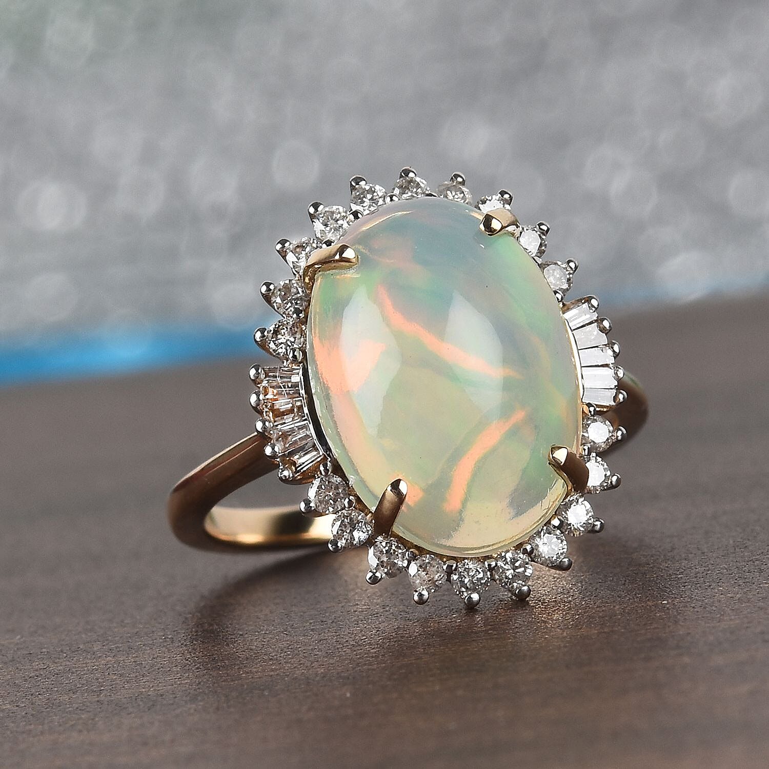9K Yellow Gold Ethiopian Welo Opal (Ovl 14x10mm) and Diamond (I3-H) Ring 4.65 Ct.