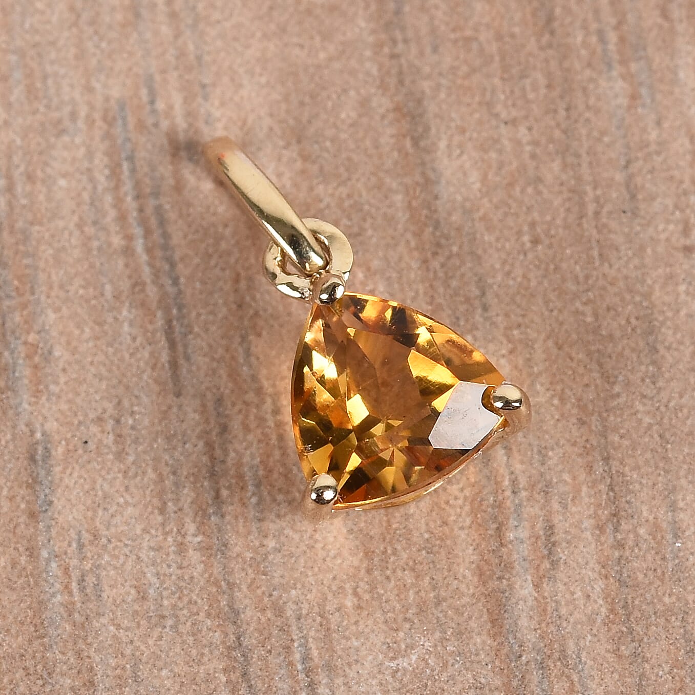 9K Yellow Gold AA Citrine Pendant 0.40 Ct.
