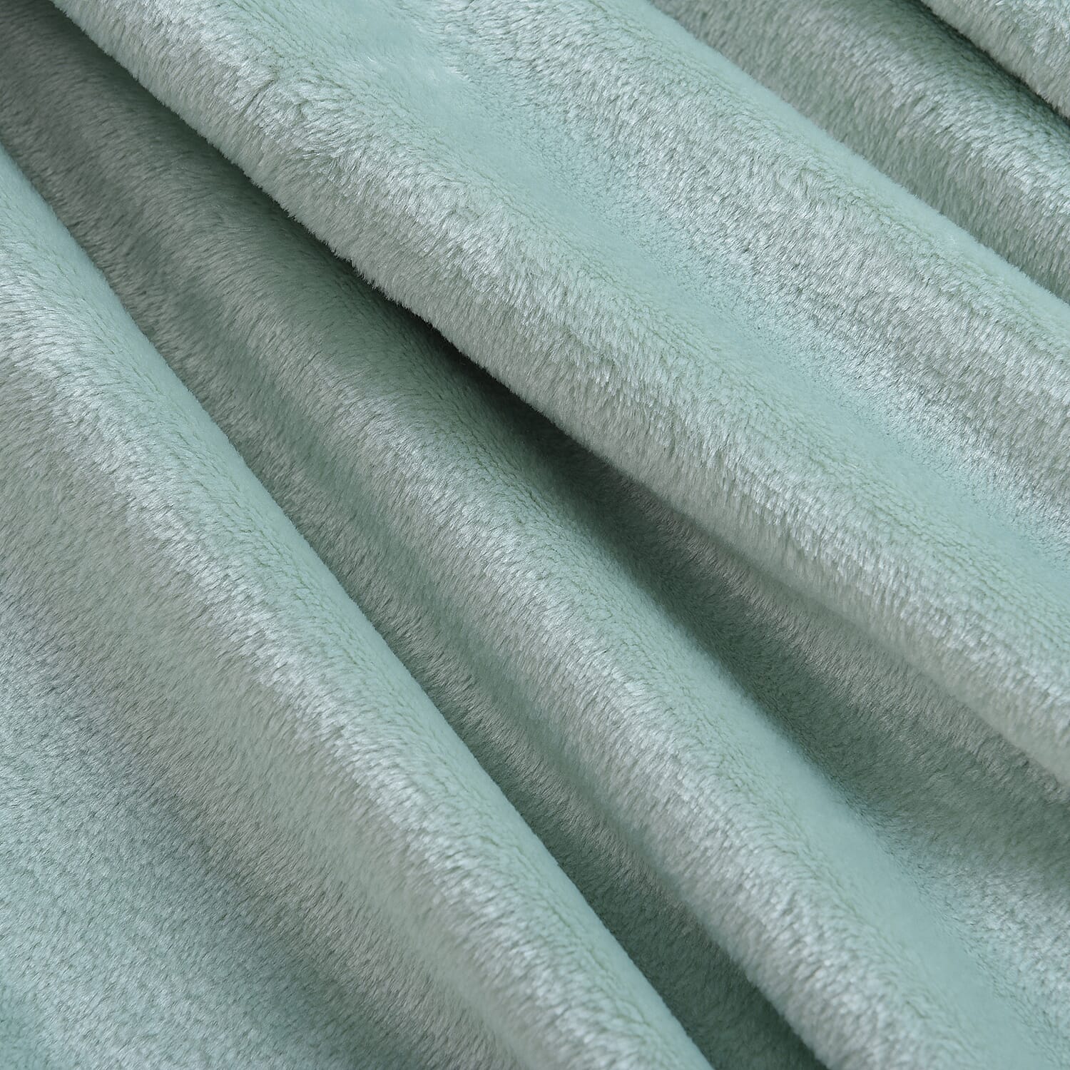 One Time Deal - Supersoft Coral Fleece Blanket 150x200 cm - Mint Green