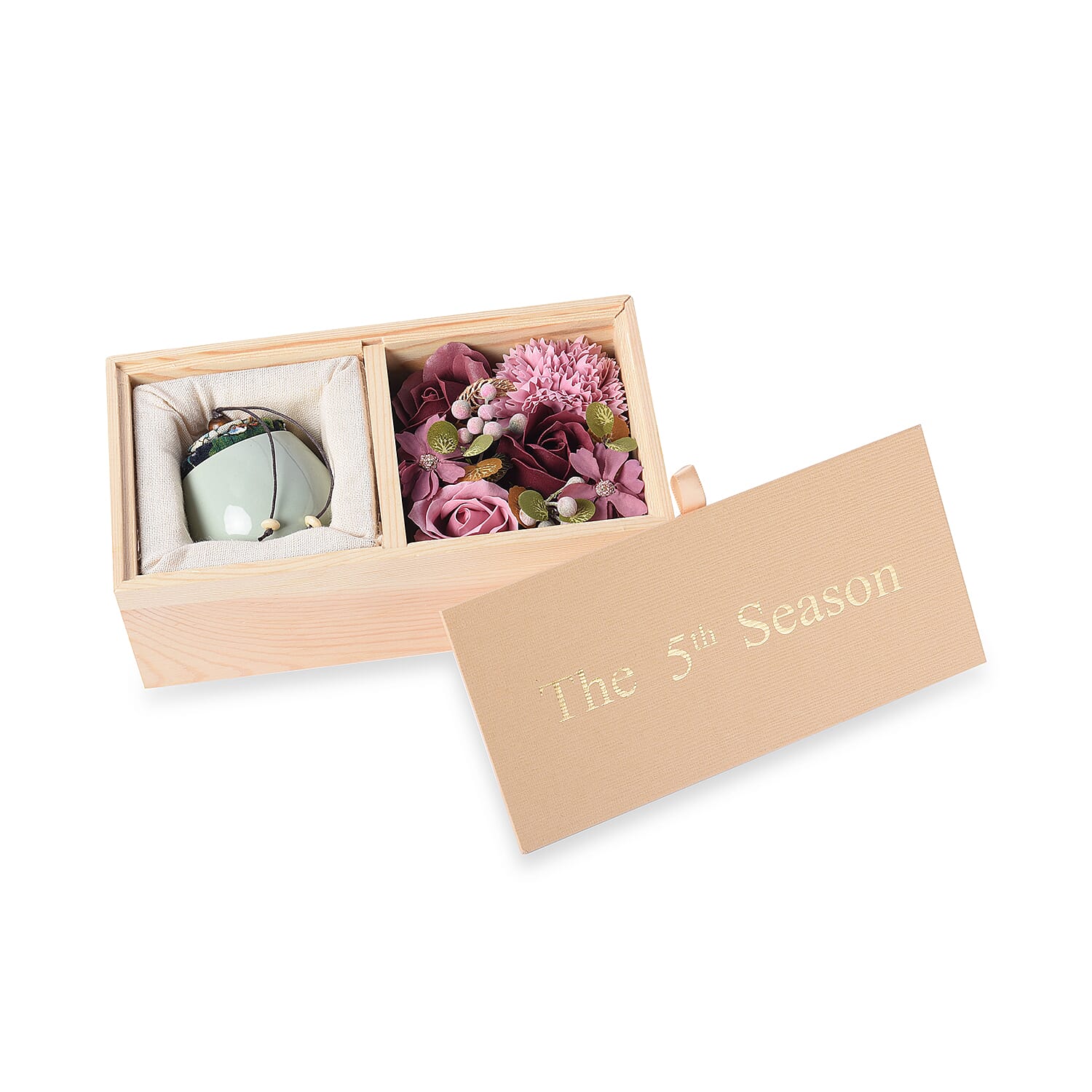 The 5th Season Scented Soy Wax Candle with Artificial Flowers in Wooden Gift Box - Light Green