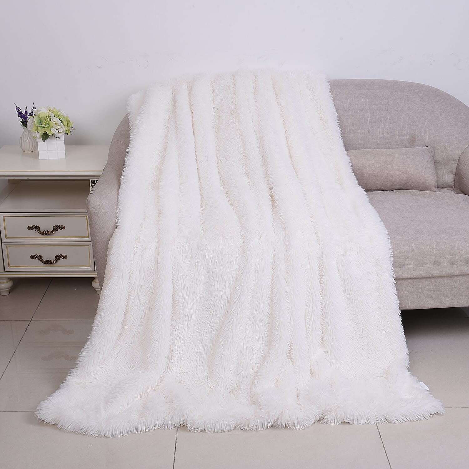 Supersoft High Quality Faux Fur Sherpa Blanket (150x200cm) - White
