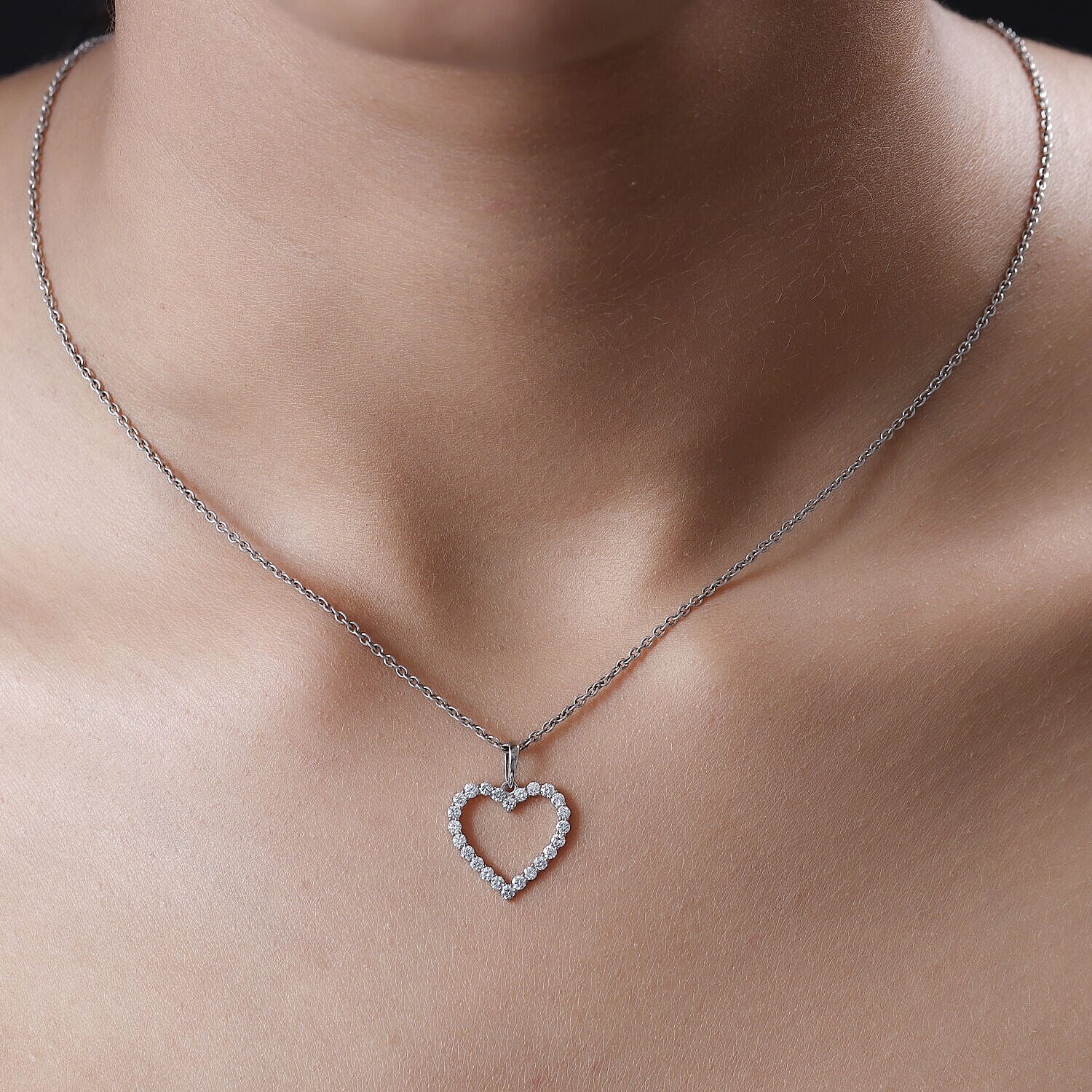 RHAPSODY 0.50 Ct AAAA Ceylon Blue Sapphire Open Heart Pendant in 950 Platinum