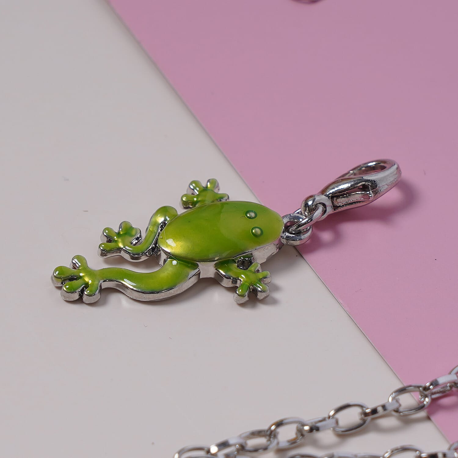 TJC Advent Calendar- 24 Pieces of Jewellery Including Necklace (Size 21.5), Bracelet,  Adjustable Rings, Pendants with Chain (Size 31 with Extender), Earrings and Charms