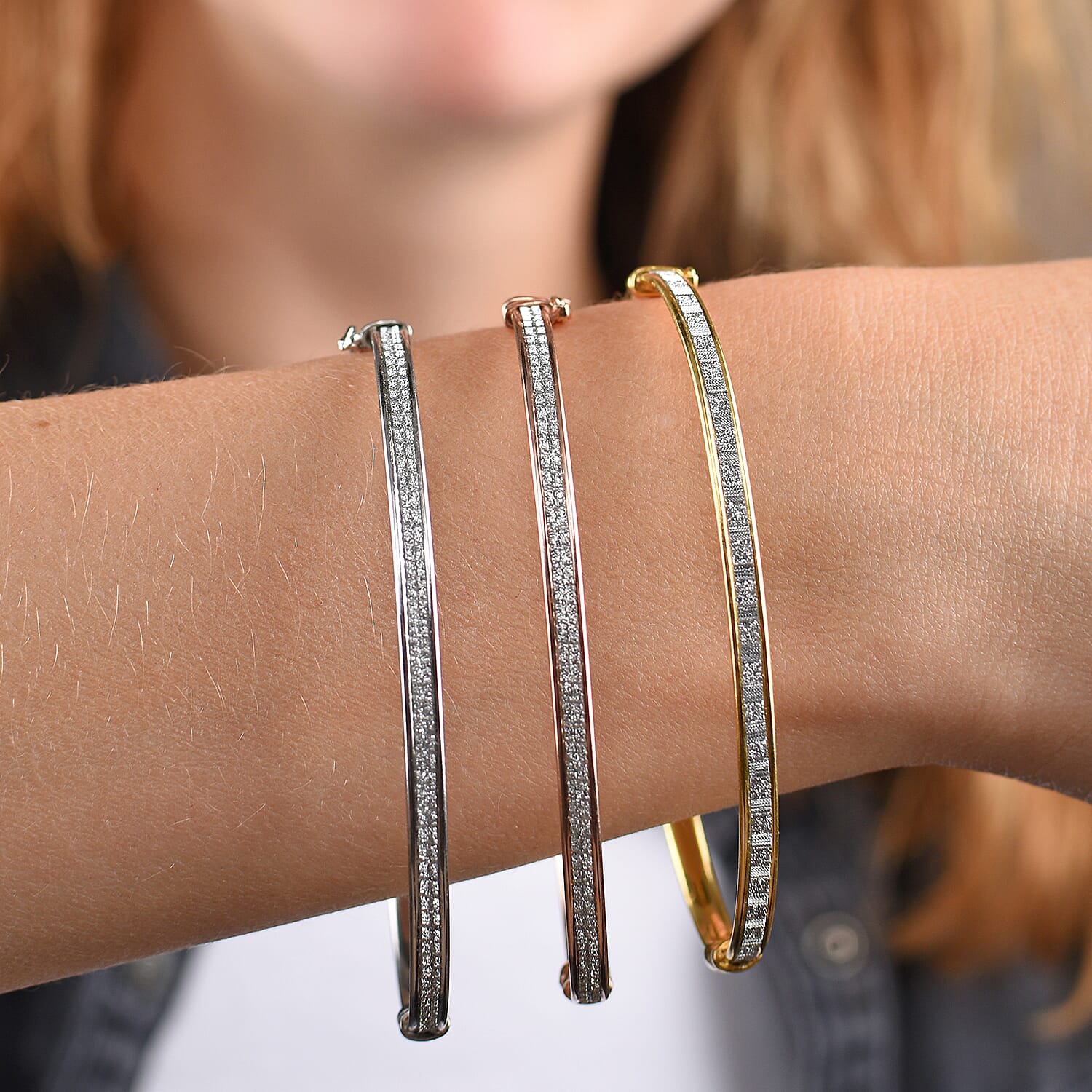 New York Close Out Deal - Diamond Cut Bangle (Size 7.5) in Yellow Gold Plated Sterling Silver