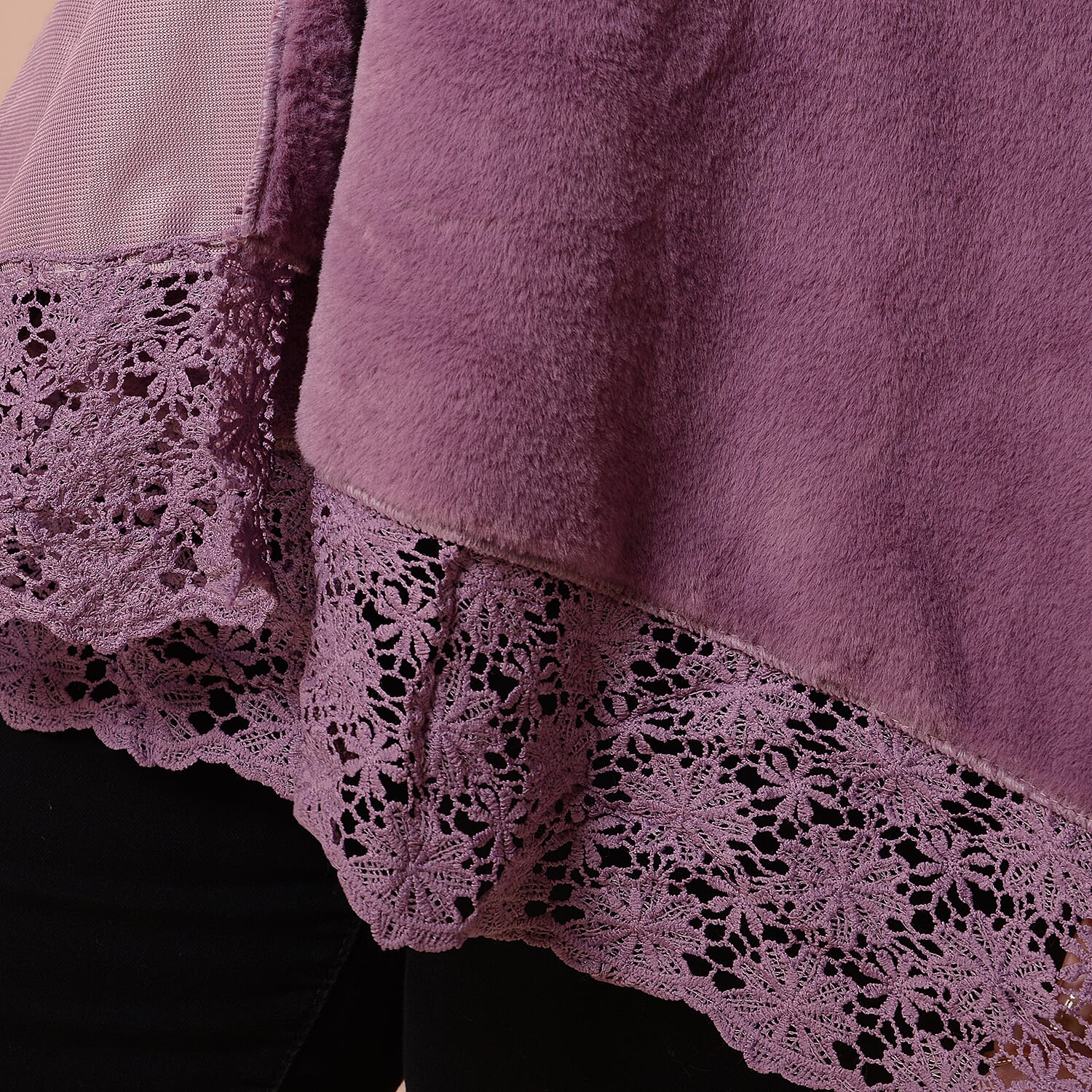 Faux Fur  Cross-Over Shawl (Size 190x77 cm) - Purple