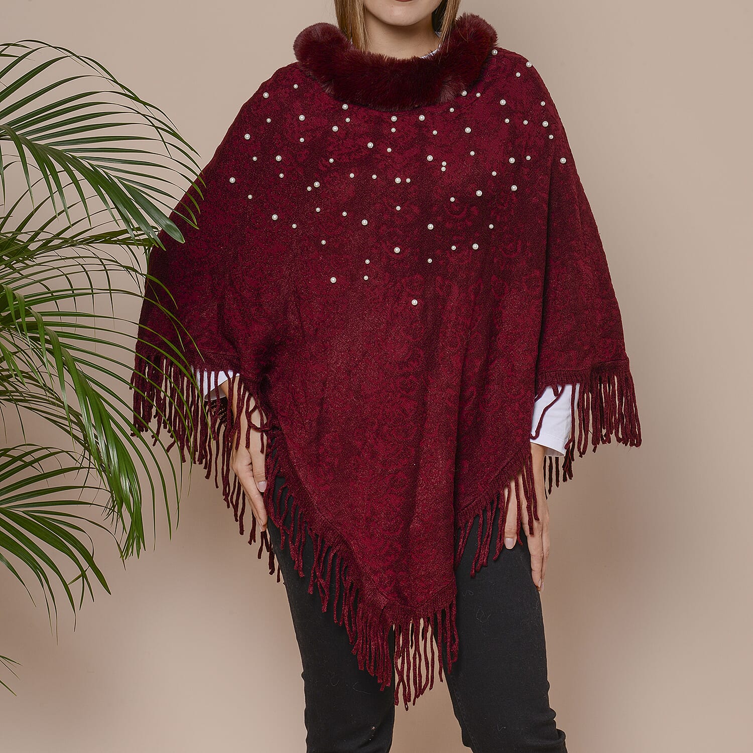 Knit Poncho with Faux Fur Collar, Simulated Pearls and Fringe Detail (Size 99x81+10cm) - Wine Colour