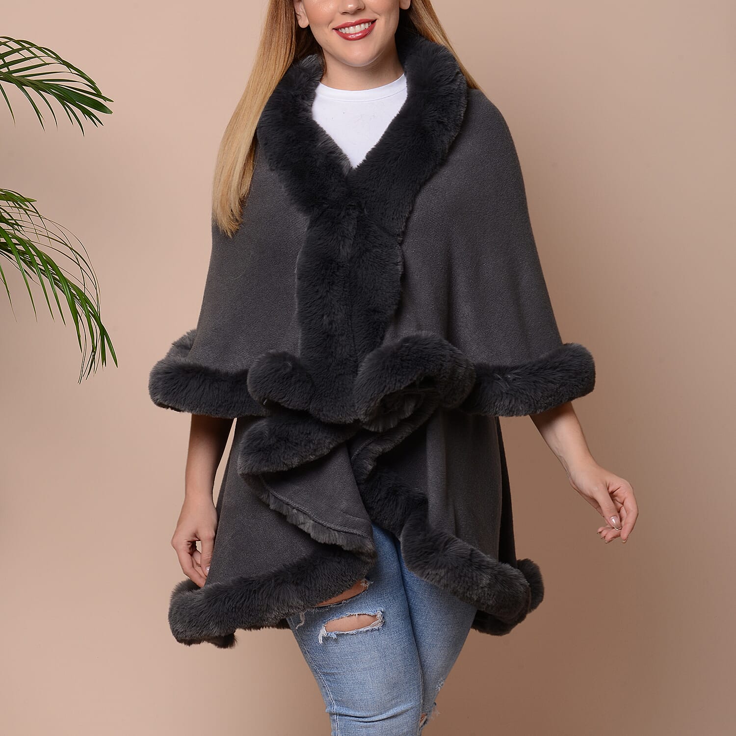 Solid Grey Kimono with Faux Fur Trim (Size 125x79cm)