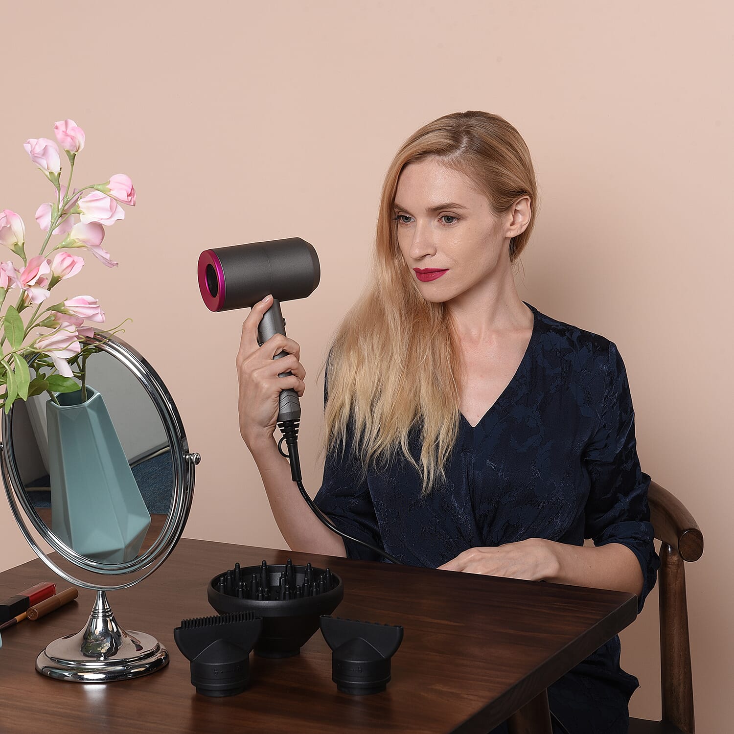 Hair Dryer - Silver (110V/220V Voltage/1625 Watts, Size 21x13x7)