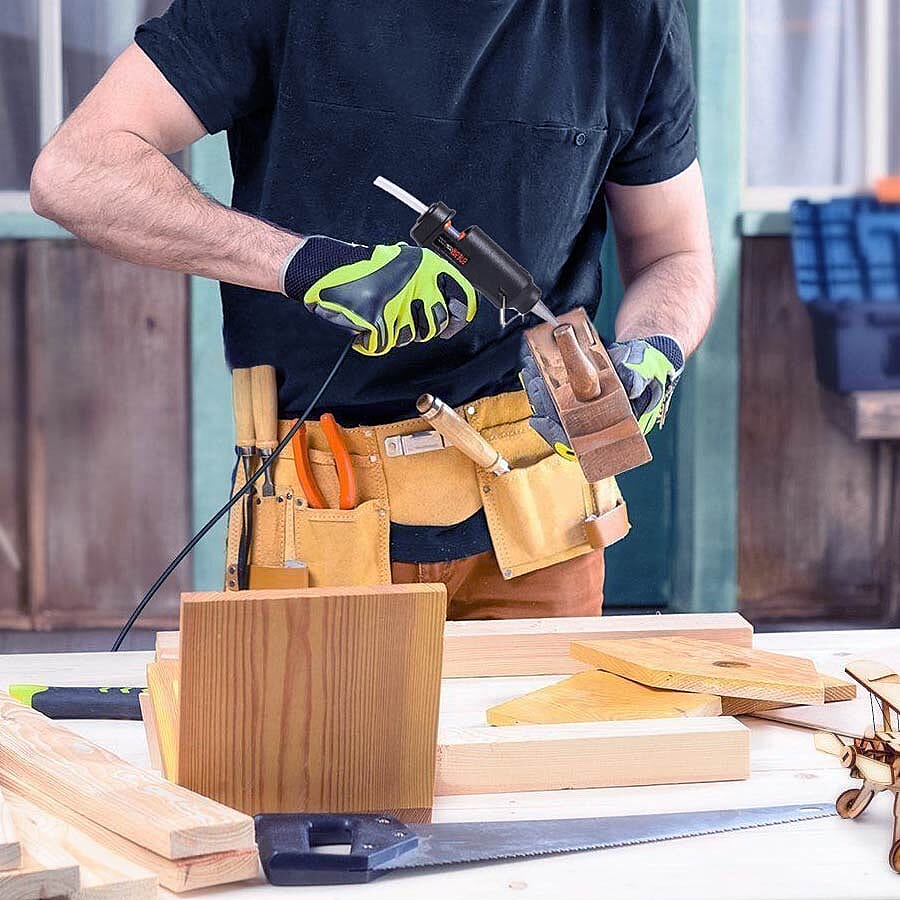 20 Watt Hot Melt Glue Gun Kit with 30pcs Glue Sticks for School DIY Art & Craft Projects and Home Quick Repairs (Size 13x11x3cm) - Black