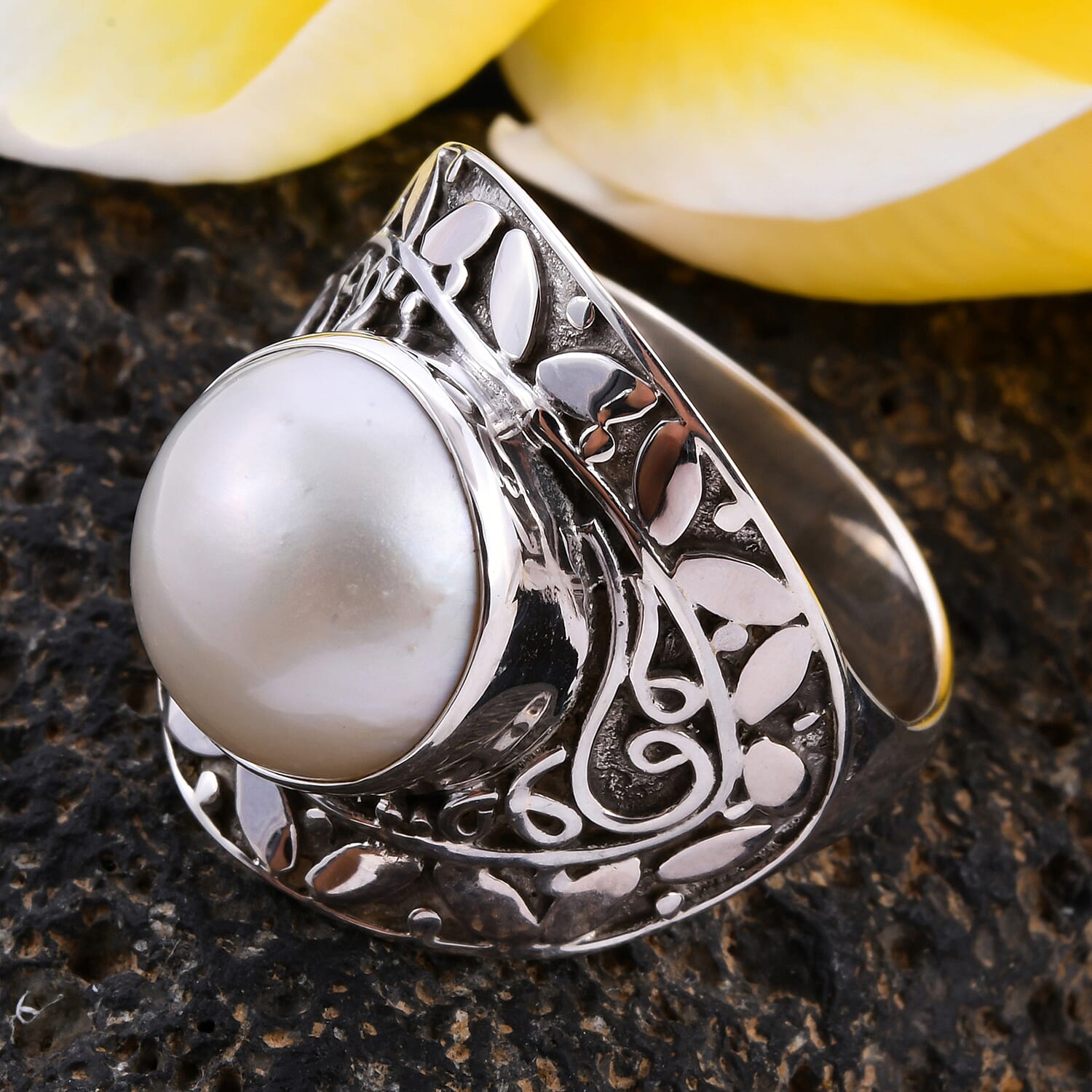Royal Bali Collection - White Mabe Pearl Ring in Sterling Silver, Silver wt 5.79 Gms