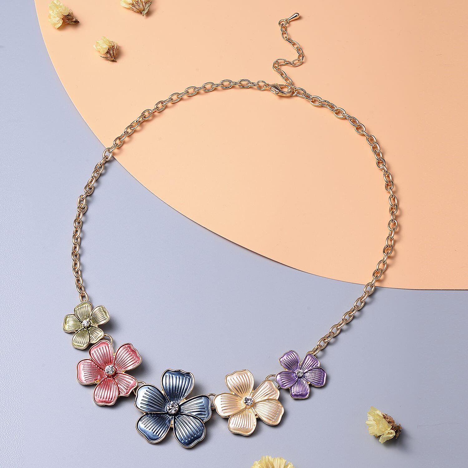 White Austrian Crystal Floral Necklace (Size 20 with 2 inch Extender) in Gold Tone