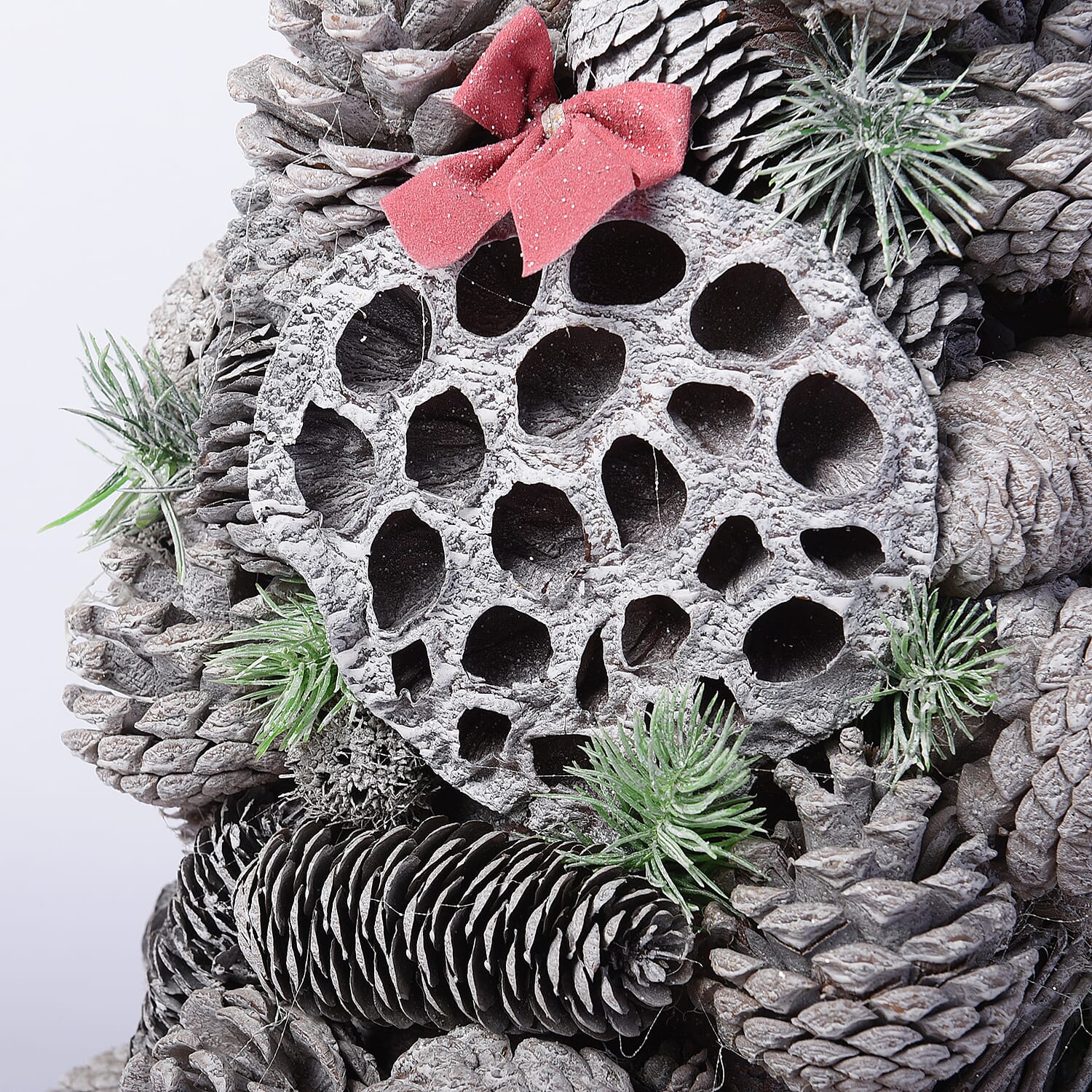 Pinecone Christmas Tree with Bowknot (Size 60x24cm)
