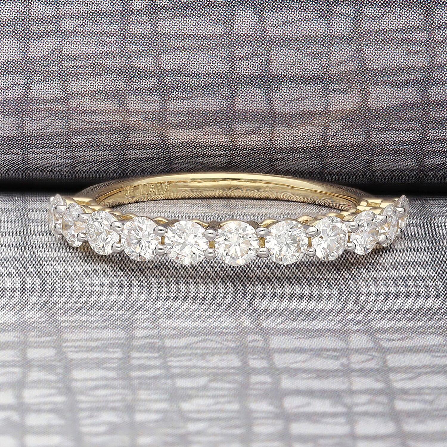 ILIANA 18K Yellow Gold Natural IGI Certified Diamond (SI/G-H) Half Eternity Ring 1.00 Ct.