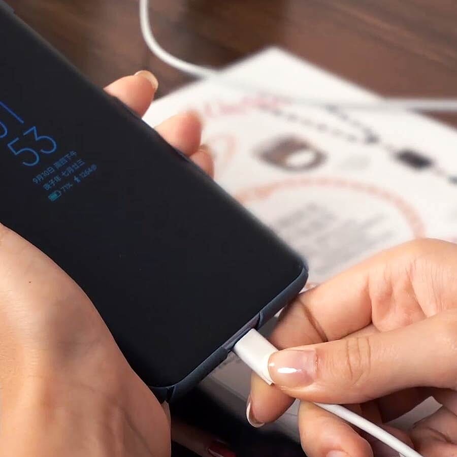 The 6-iSmart Port USB Wall Charger - Blue