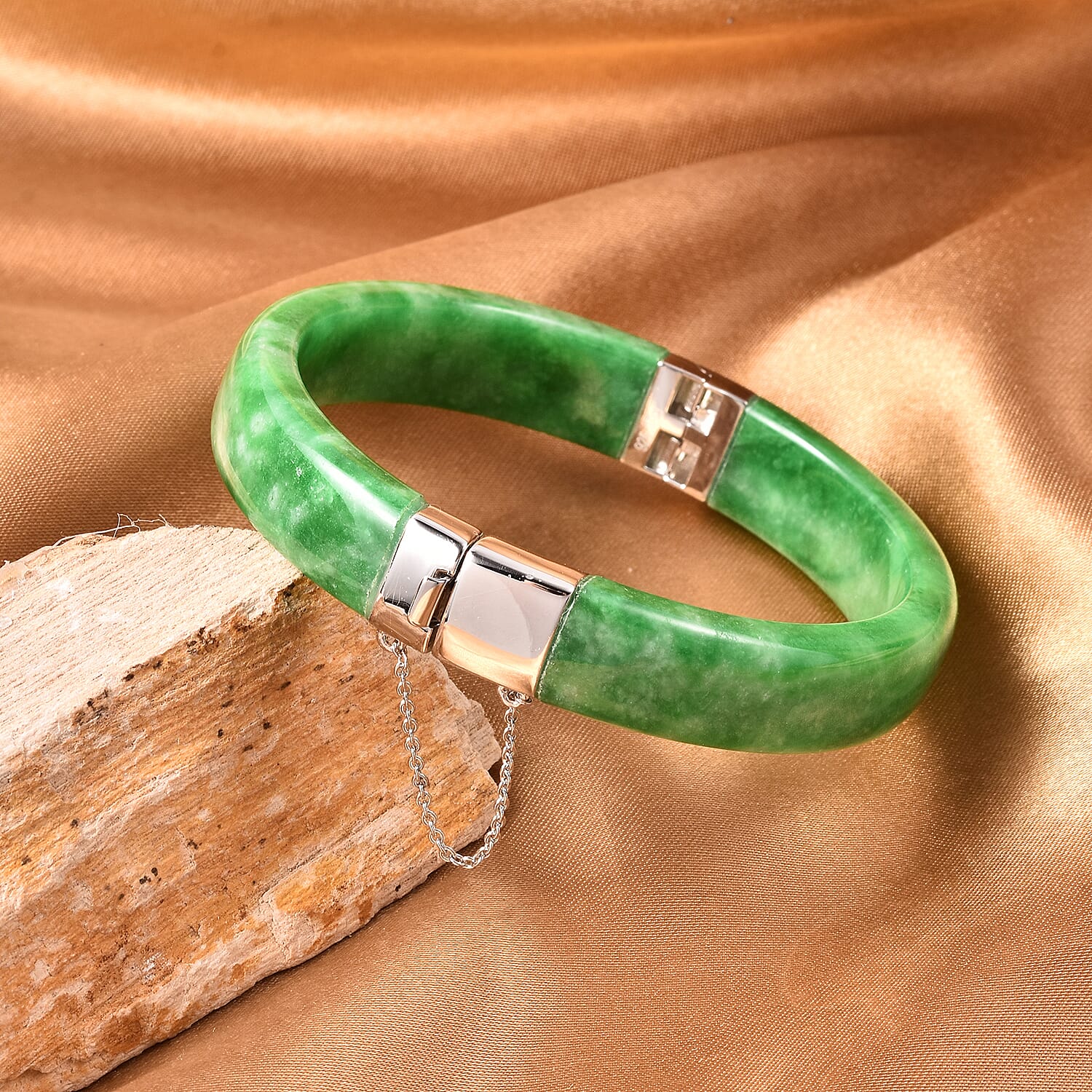 Designer Inspired-Green Jade Bangle (Size 7.5) in Rhodium Overlay Sterling Silver 205.25 Ct