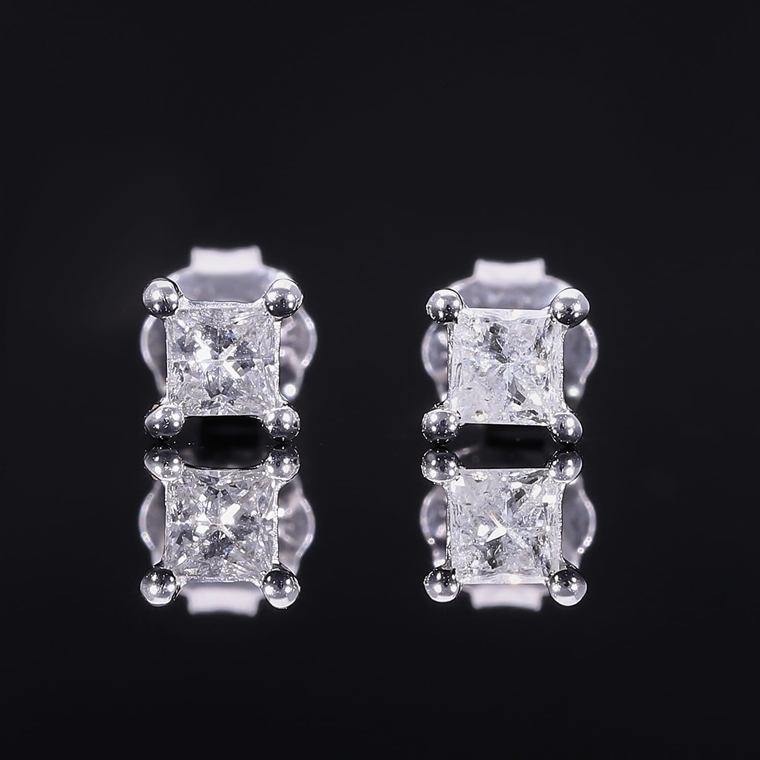 9K White Gold SGL Certified Diamond (I3-G-H) Stud Earrings (with Push Back) 0.25 Ct.