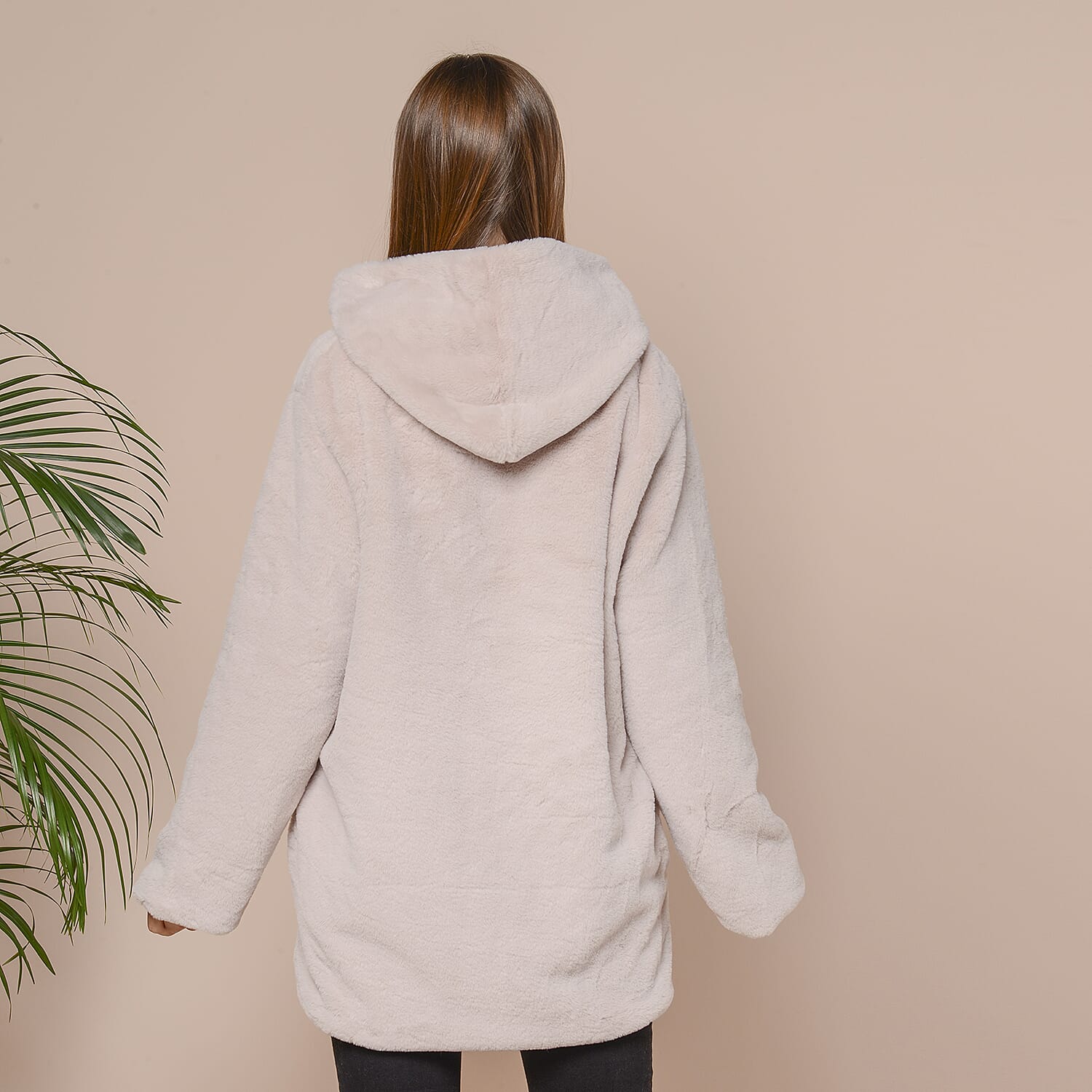 Supersoft Faux Fur Coat with Two Pockets and Zipper Closure  - Beige