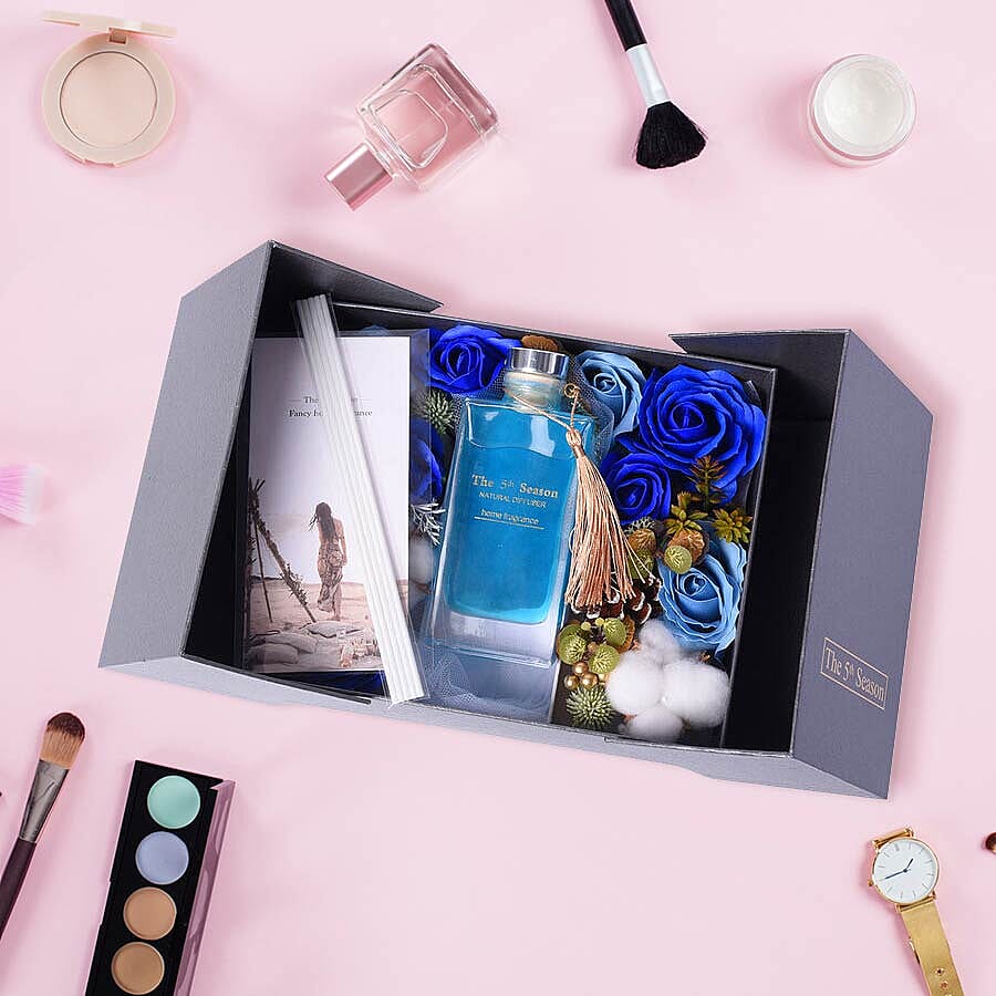 The 5th Season - 150ml Reed Diffuser Air Freshener in Gift Box with Artificial Flower - Blue (Beautiful Love Fragrance)