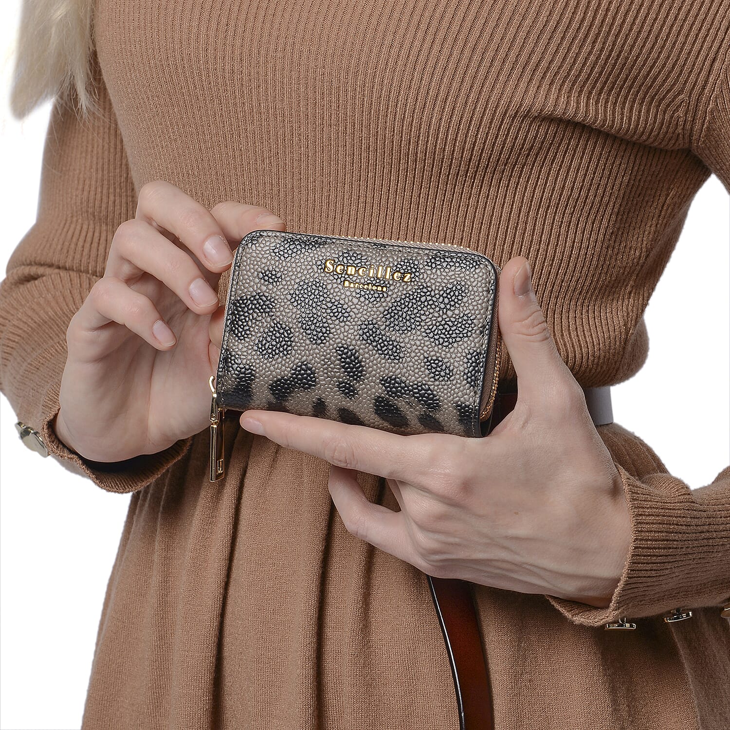 Sencillez - Leopard Print Genuine Leather Clutch Wallet with Card Holder and Zipper Closure (Size 11x2x7cm) - Grey