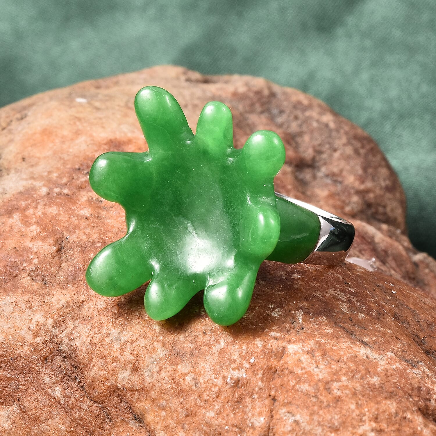 Green Jade Water Splash Ring in Rhodium Overlay Sterling Silver 24.750  Ct.